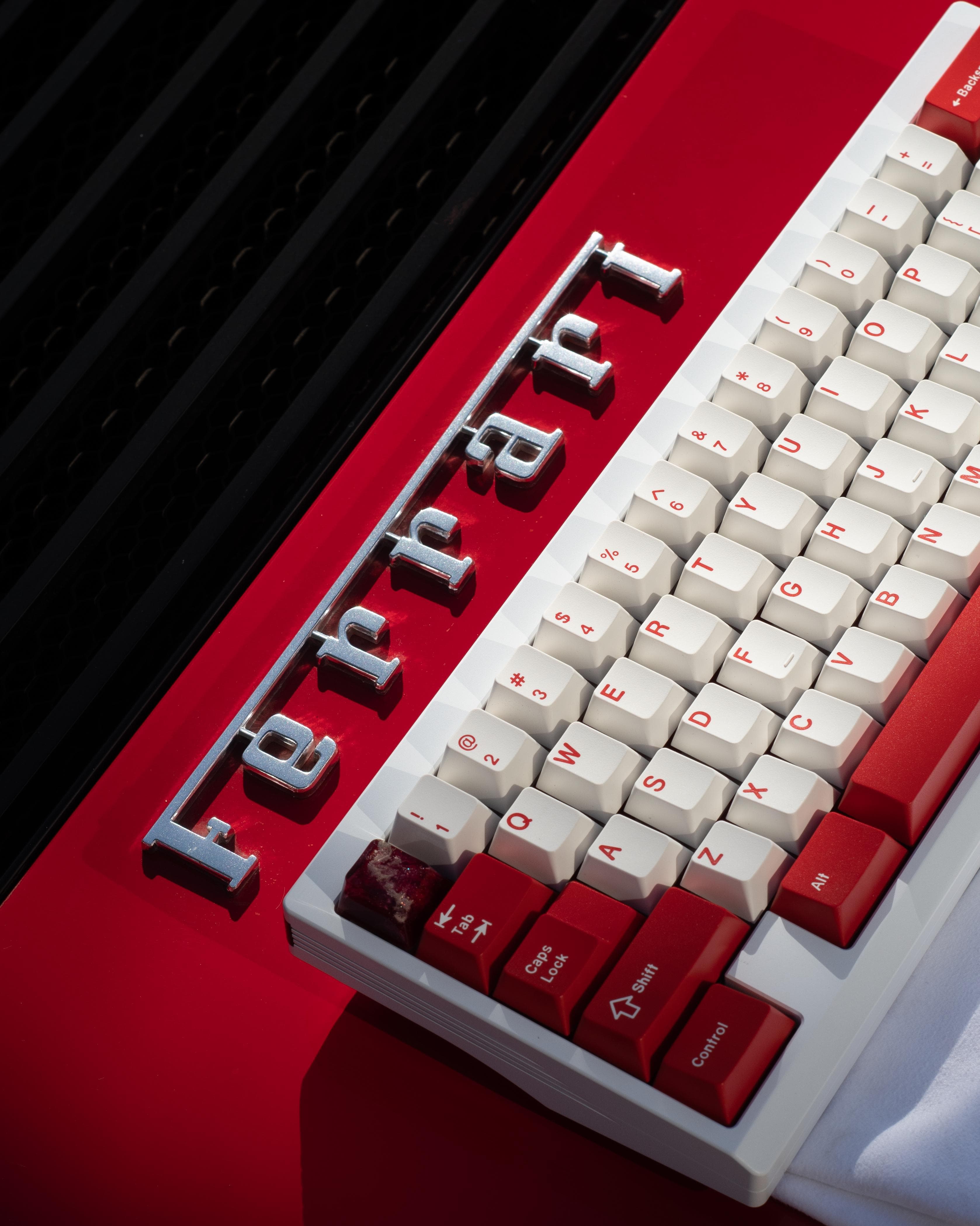 Tastierarossa / May 1st-May 31st 2024 Live NOW!