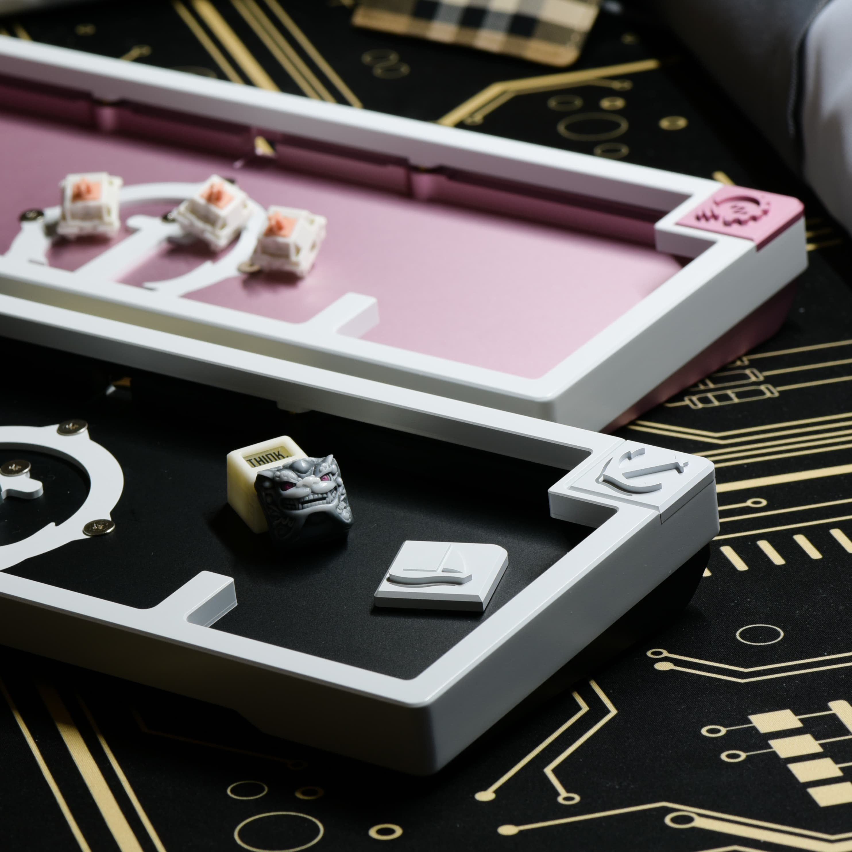 Think6.5 V2 - Gasket 65% Keyboard // Completed image 7