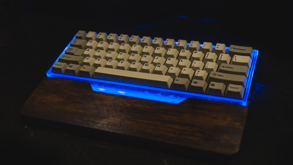 LUSTRO Aluminum + Acrylic Custom 60% Case [Packing] image 5