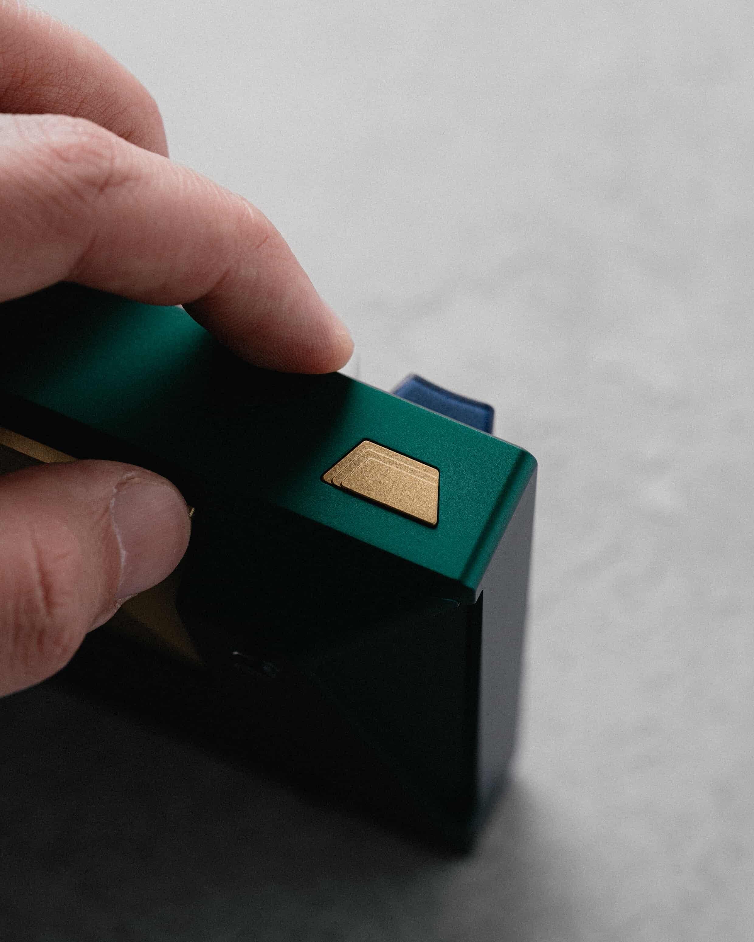 RAE | AURUM - 60% Gasket Integrated Top Mount image 12