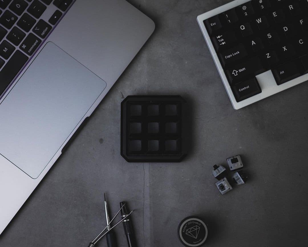 BINEPAD BN009 | 9 KEY MACROPAD | Round 2 | Carbon Fiber Plate image 2