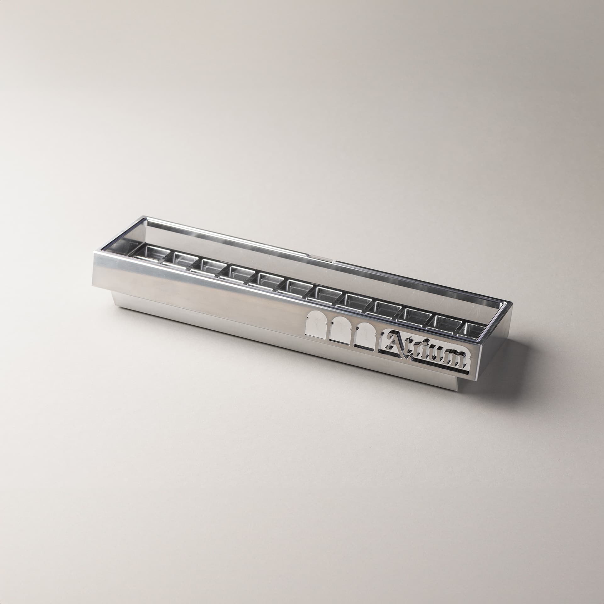 Atrium: A premium, multiple window artisan keycap display box image 7