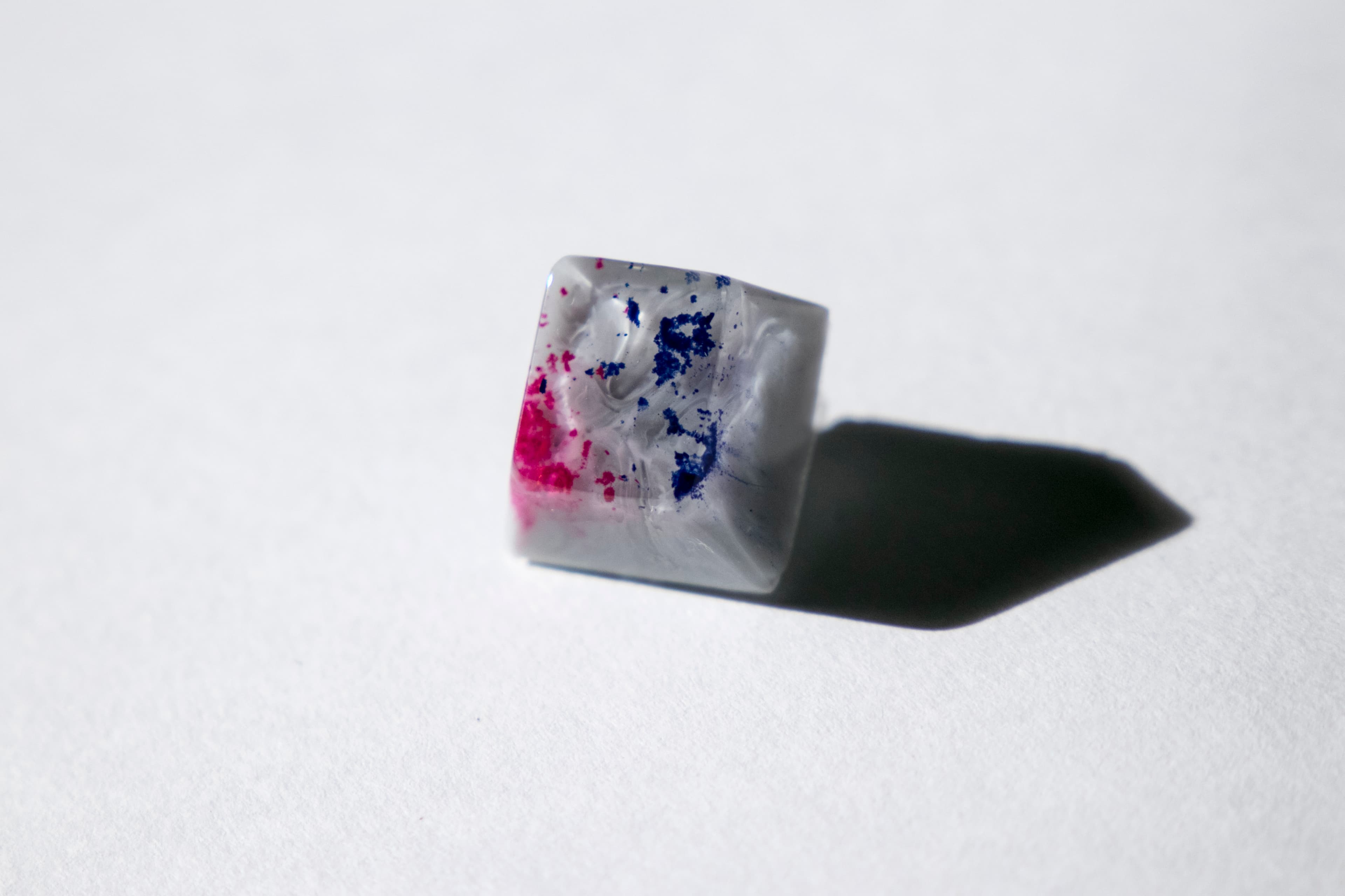 GMK Cobalt - GB closed image 4