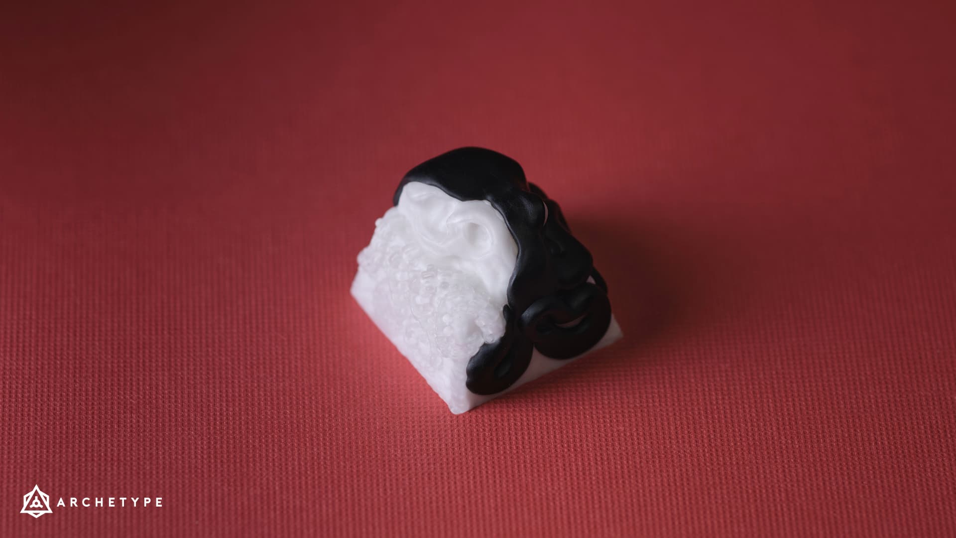 GMK Monochrome R2 - GB Closed image 70