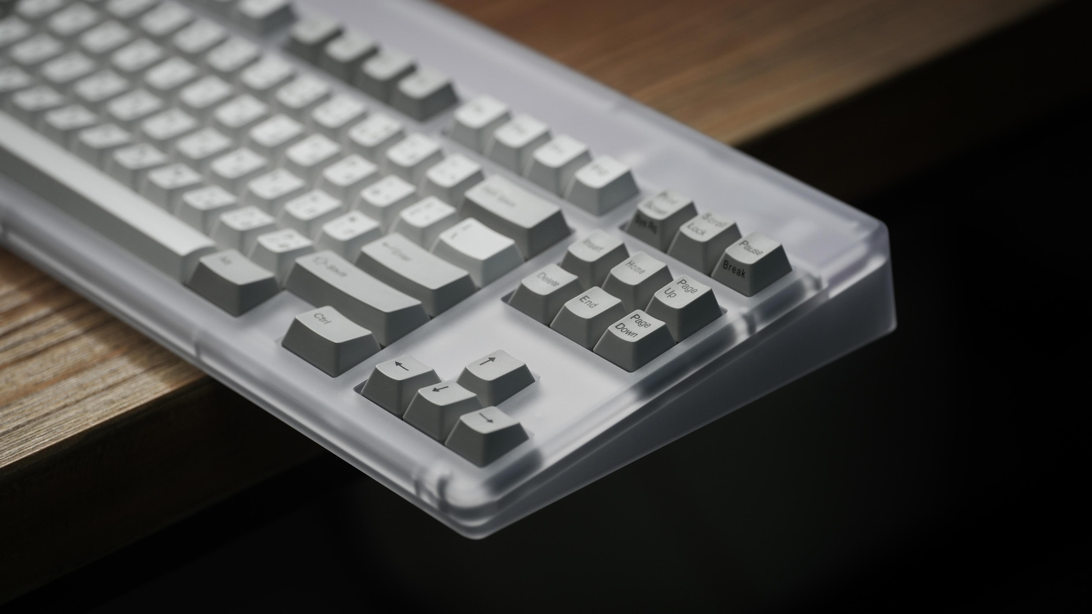 RF—8X by keyhub - A minimalist elegant housing for the Realforce R1 & R2 image 12