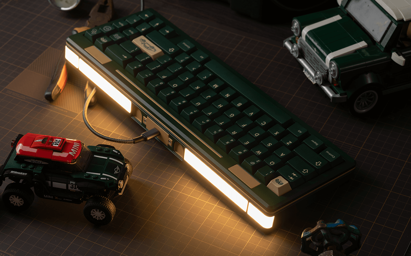 [GB completed] W70 | A keyboard with car tail light image 5