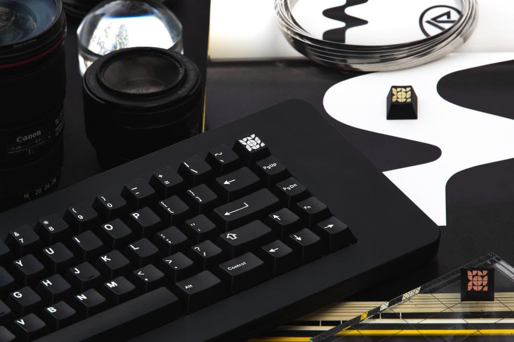 GMK Noire - Shipping image 9