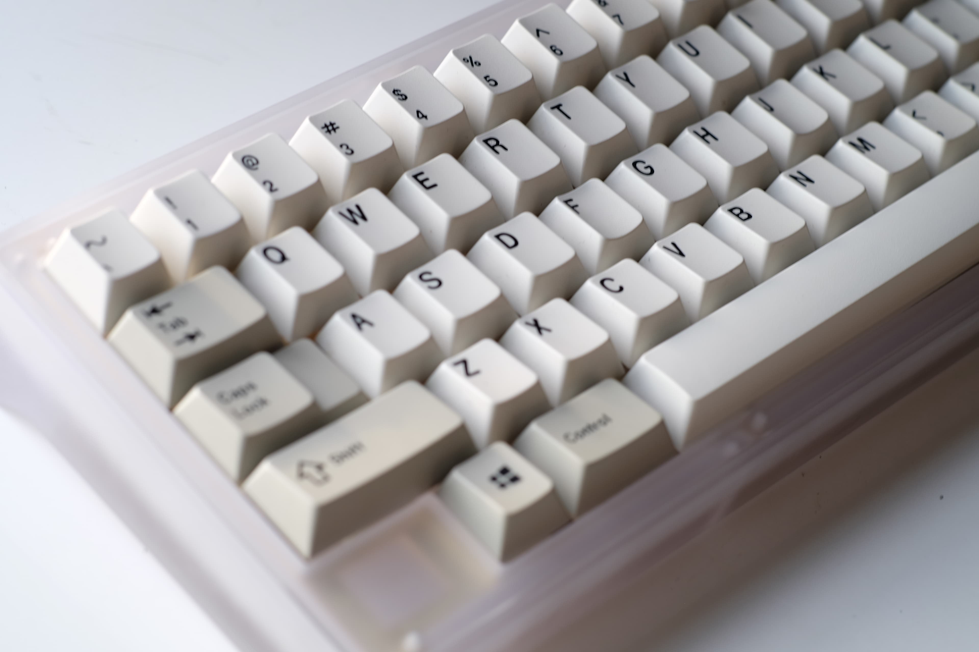 Return 60% kustom keyboard(Shipping invoice send out )