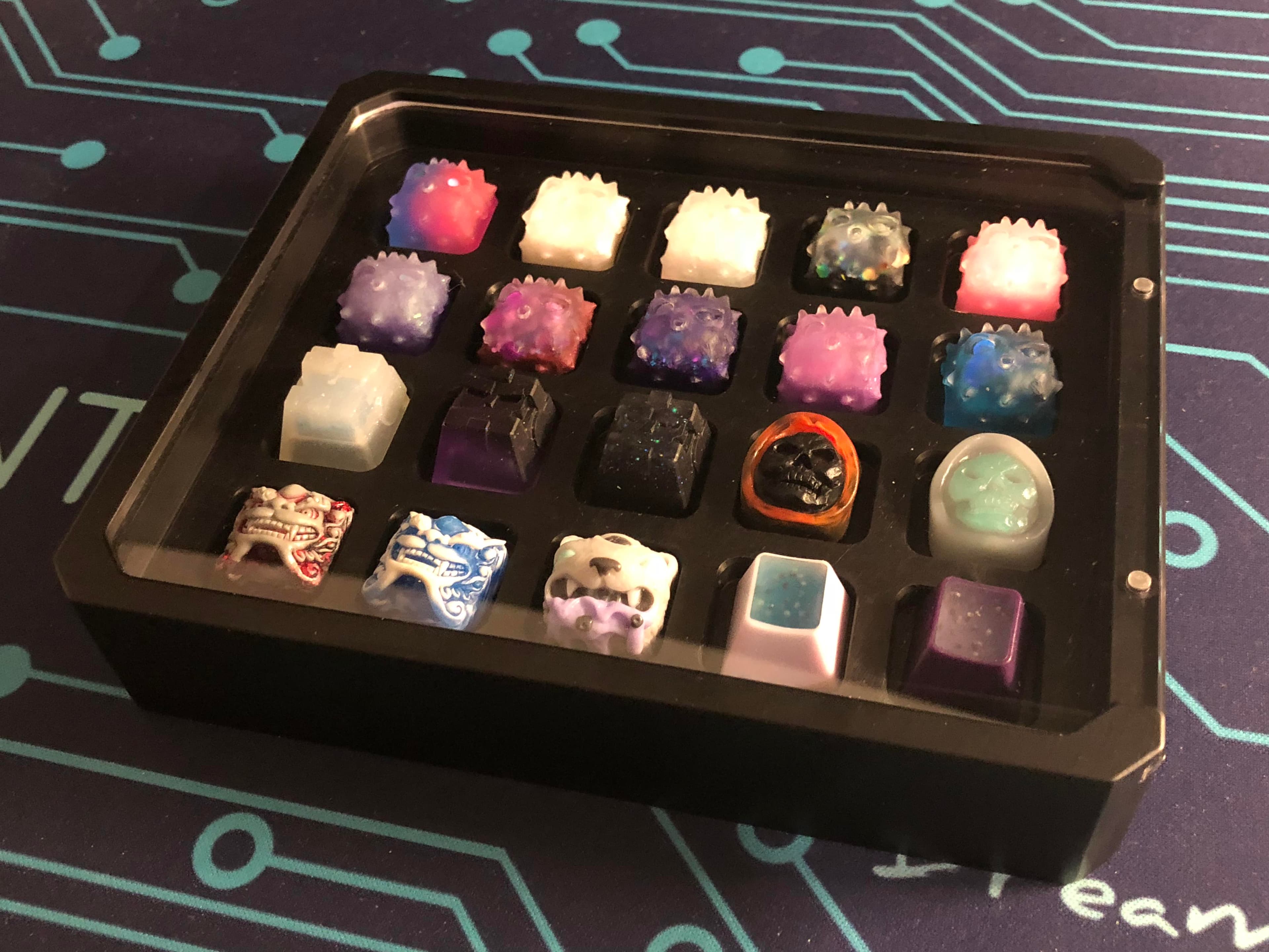 *CLOSED* Bas1c Box - Aluminum Artisan Travel case r2 - Material on order