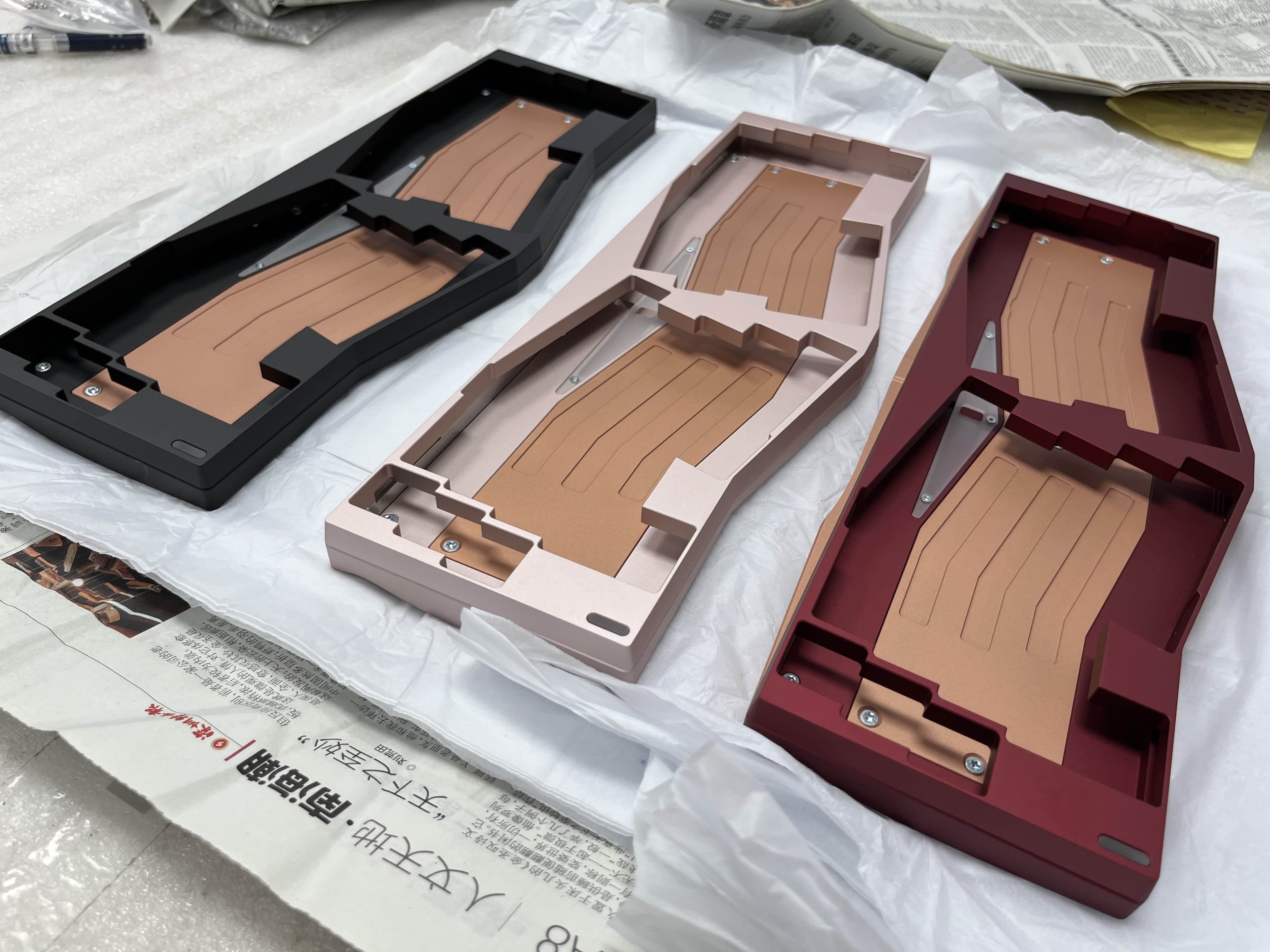 Alyssia - A thin bezel, dual mount Alice-style keyboard image 36