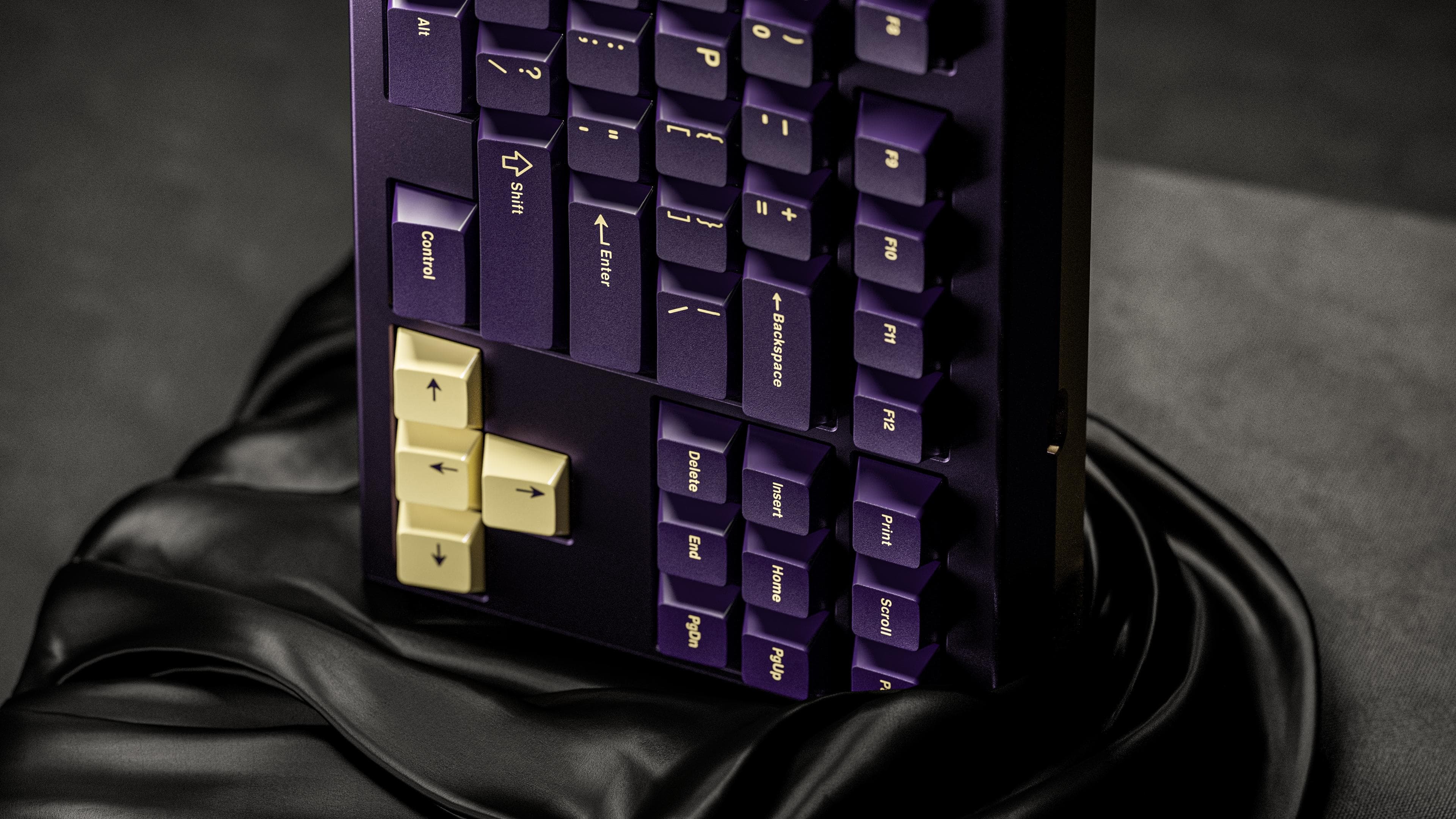 GMK Phantom R2 image 17
