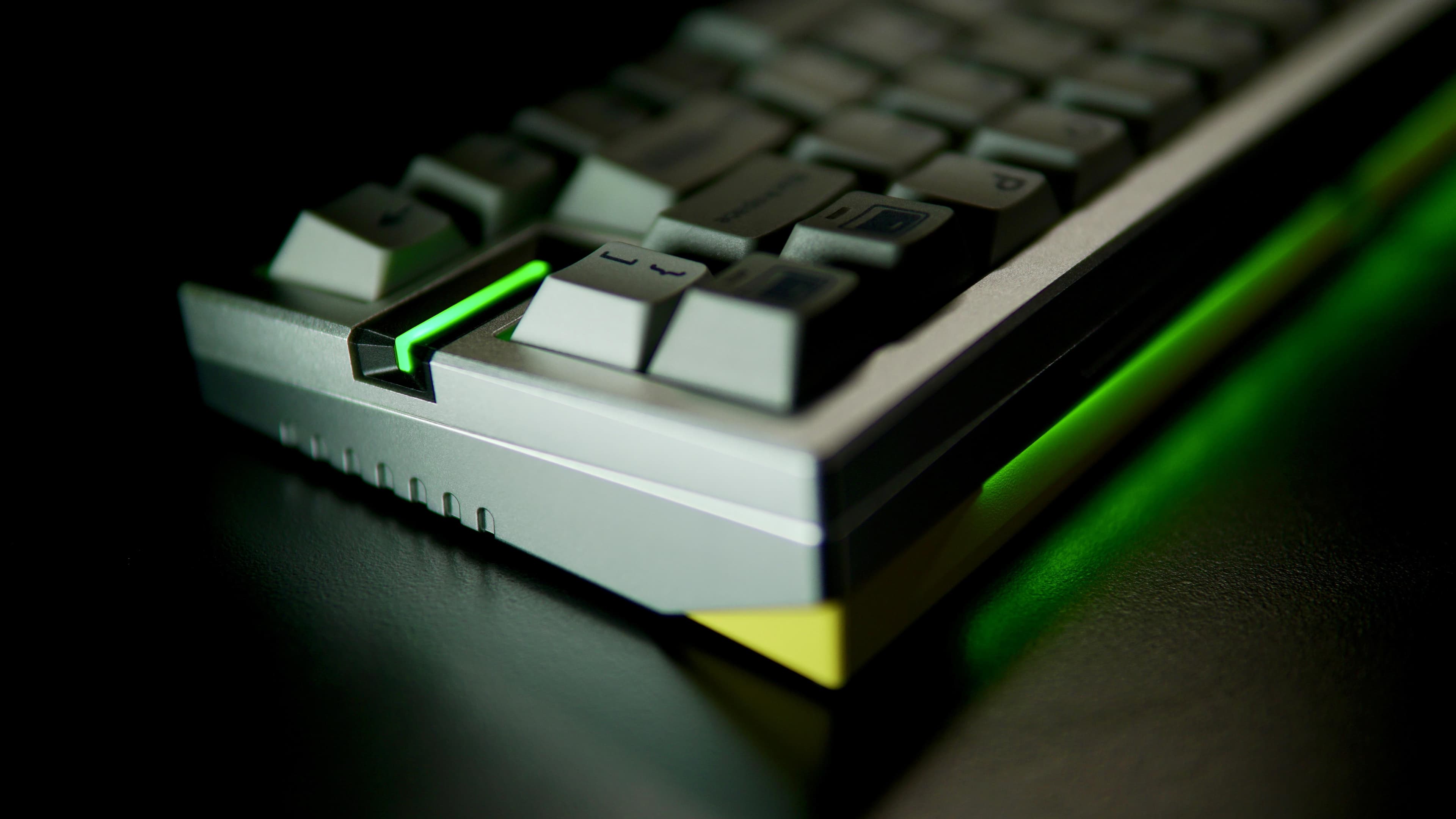 GuangQi 40% - VIA Support Gasket Hot-swappable Wireless Mechanical Keyboard image 5