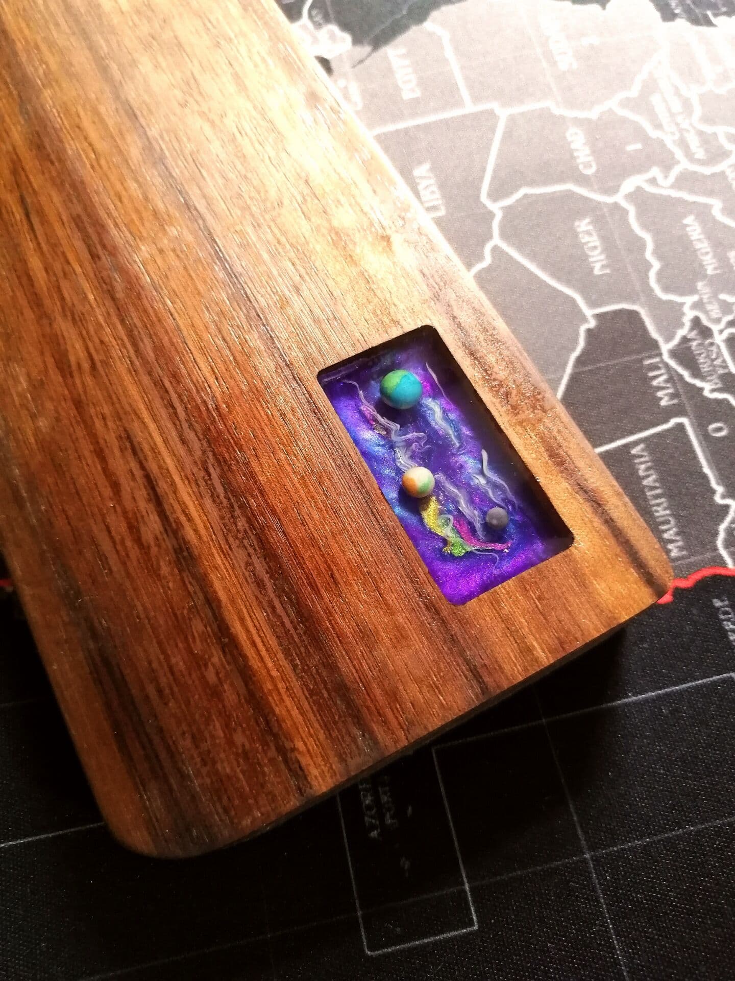 Stunnning Planet Walnut Wood Palm Rest 【IN PRODUCTION】 image 3