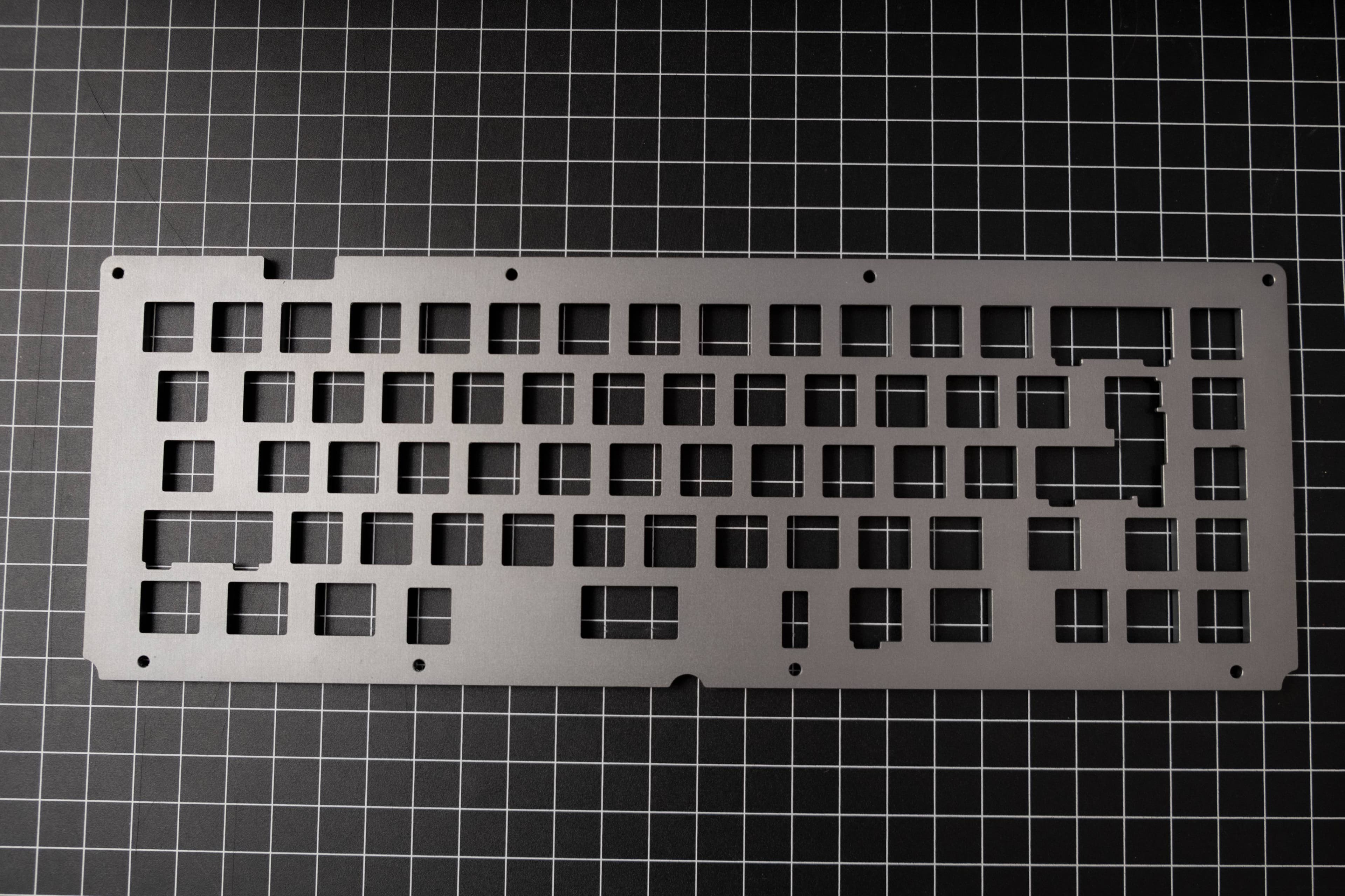 Titan65 // 65% Burger Mount image 9