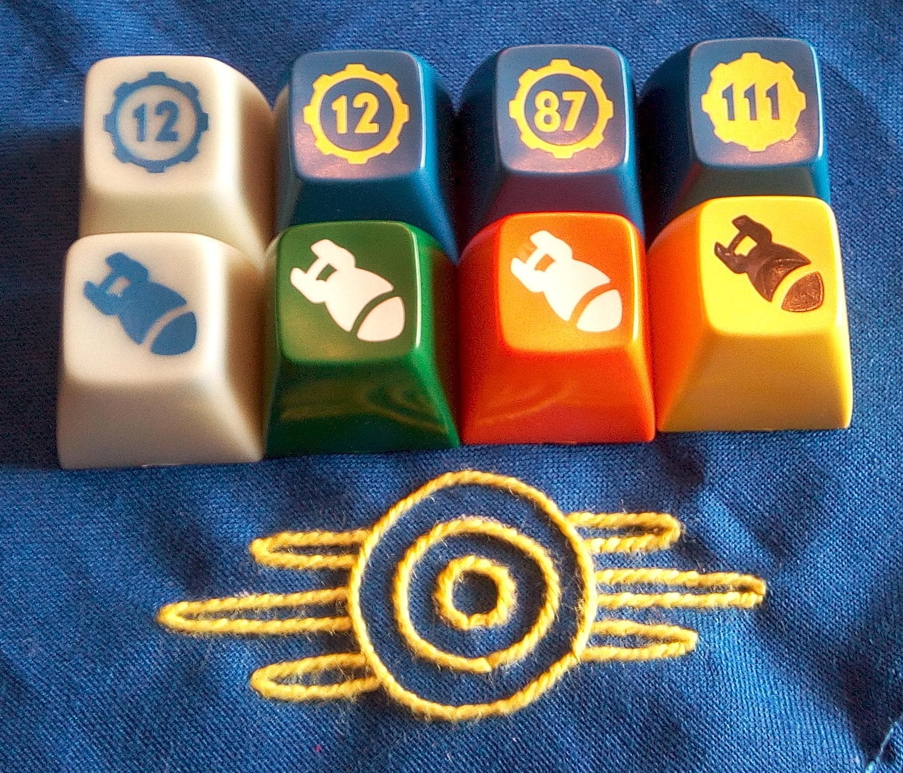 Out of the Vault - The Megaton Vault Drop (Extras Subsets Open) image 26