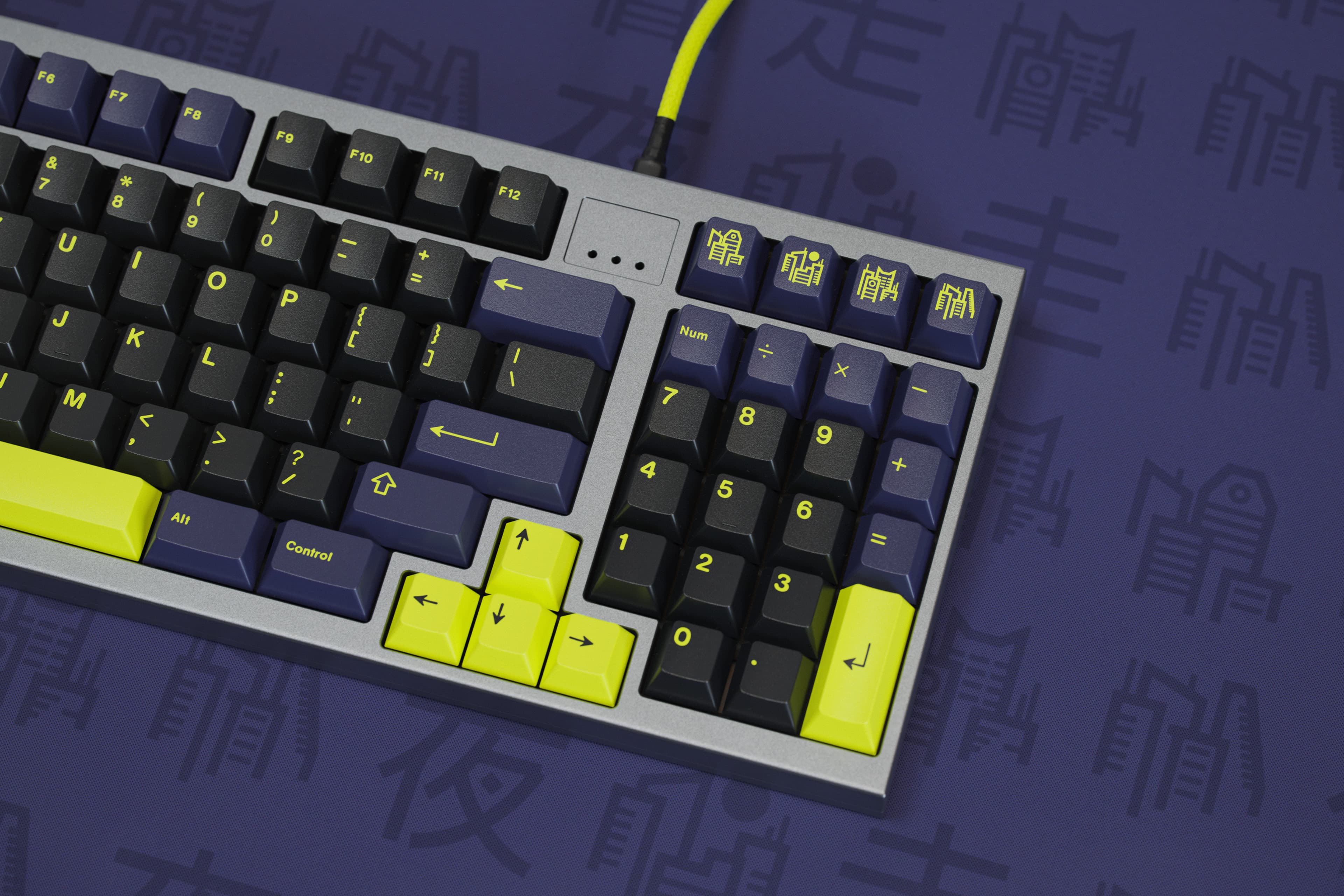 GMK Night Runner R2 - Completed image 14