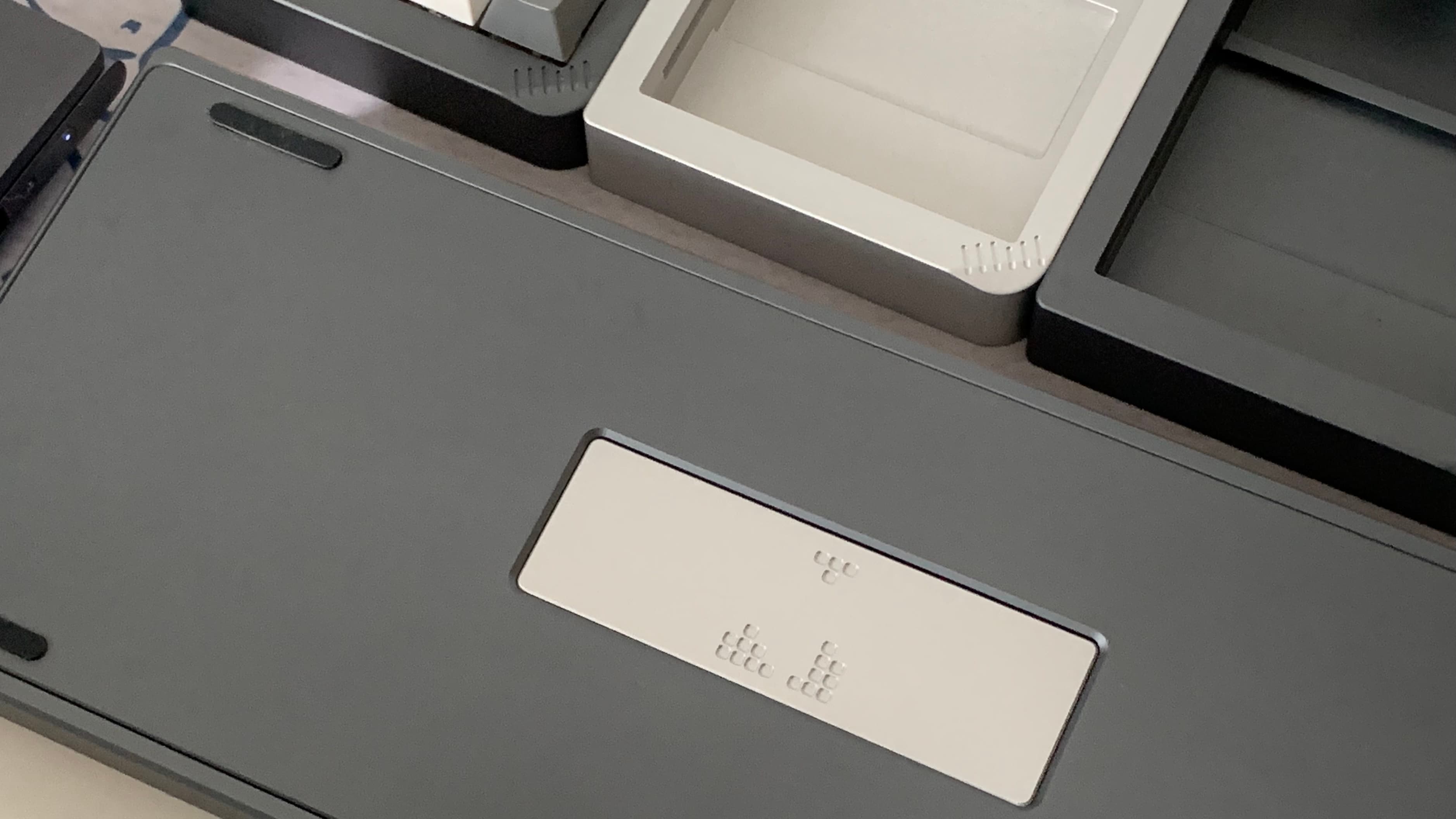 Tetrix 60 | PCB Gasket Mount 60% image 10