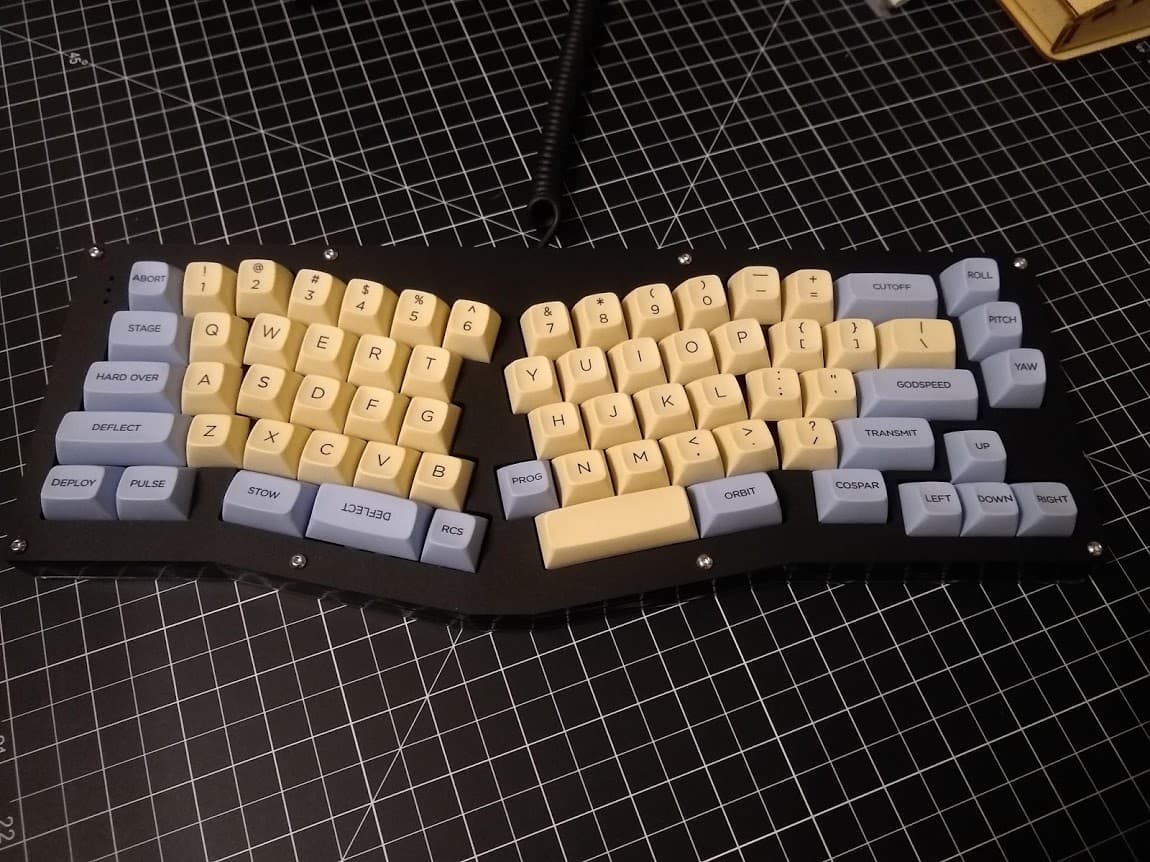 Gothic70/50 - Alice style board with arrow keys R3 starting soon image 4