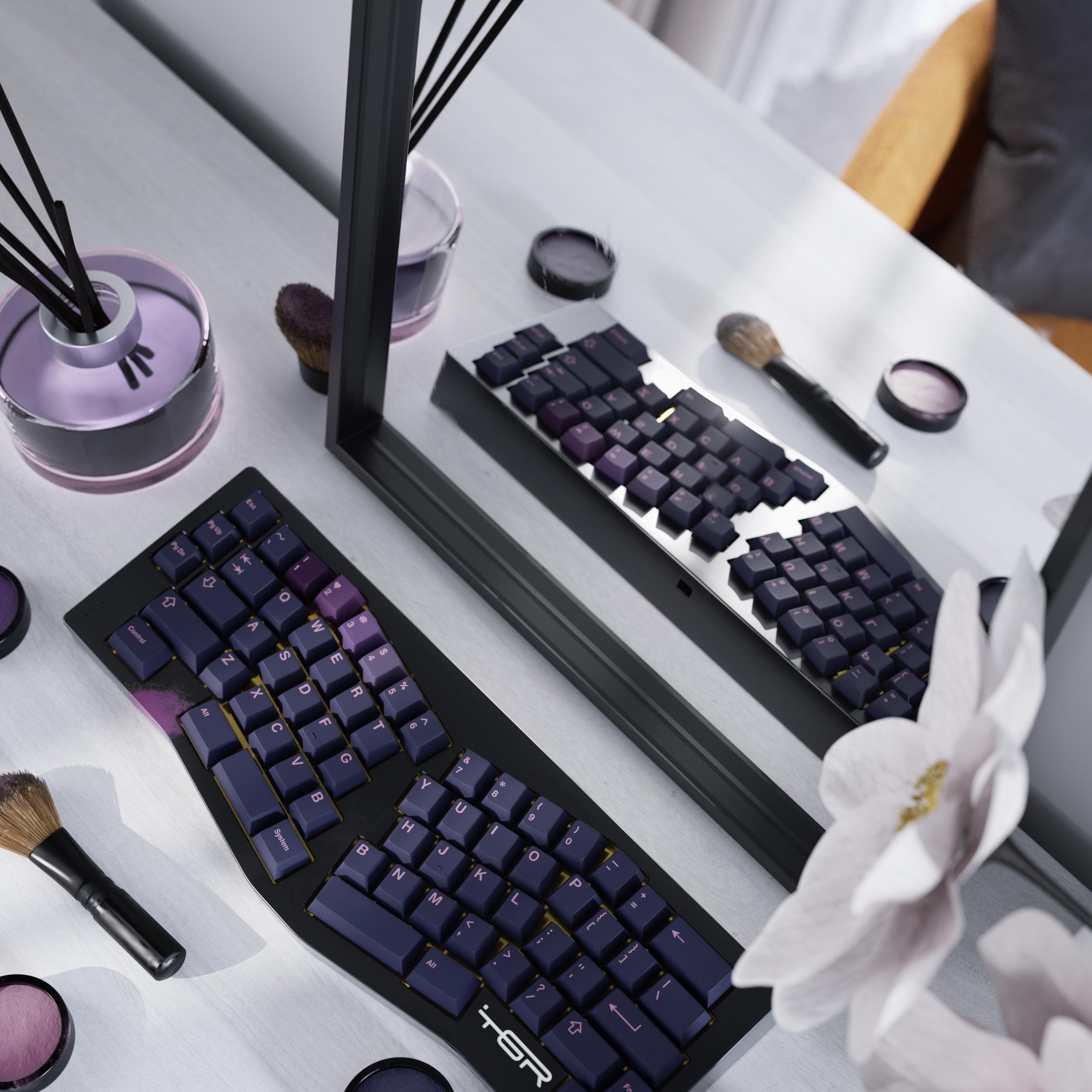 GMK Rouge ♥2 - **SHIPPING OUT** image 4