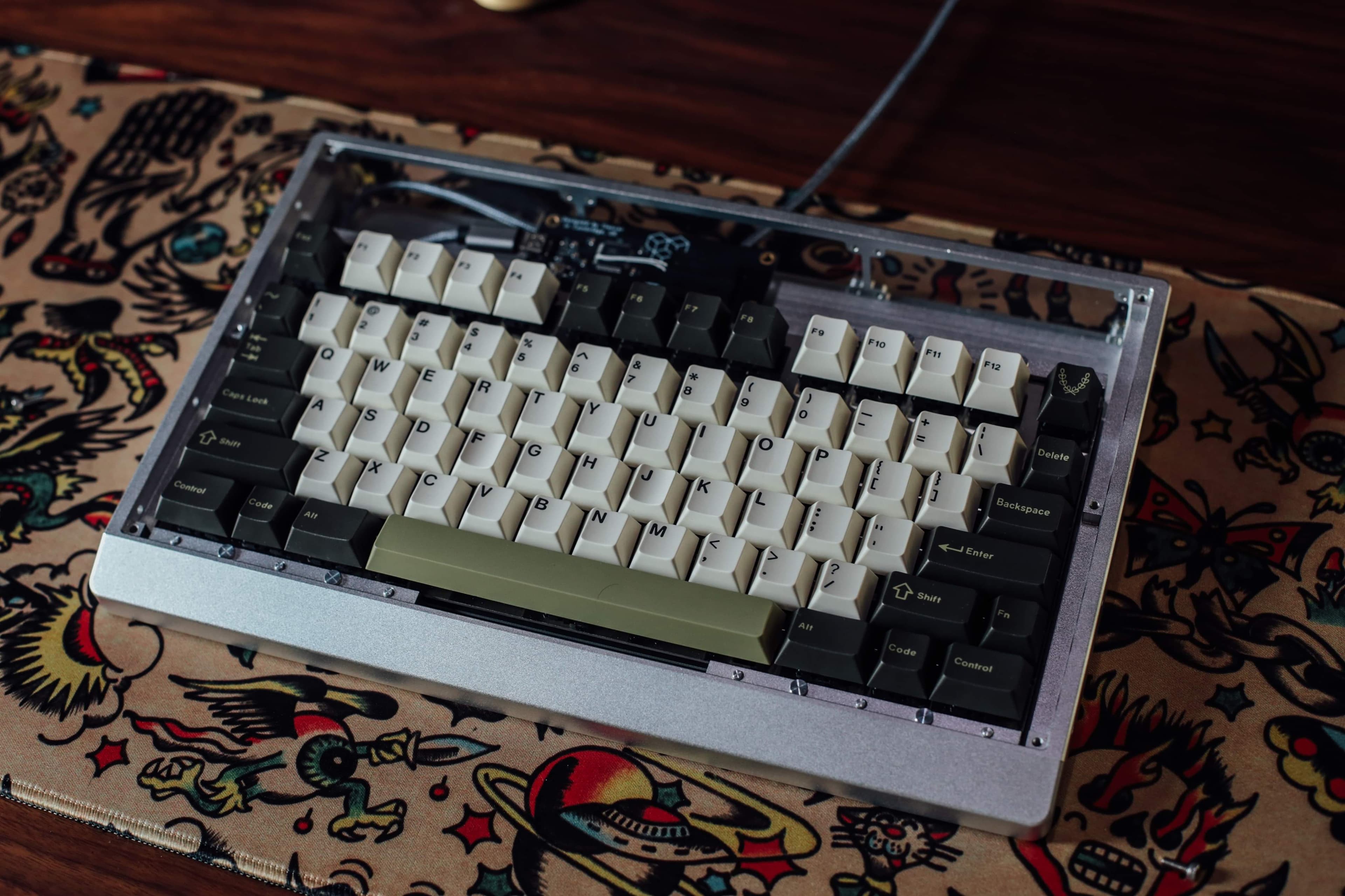 MC-76K "Fat Boy" - A compact keyboard for the modders among us. [Closed] image 7