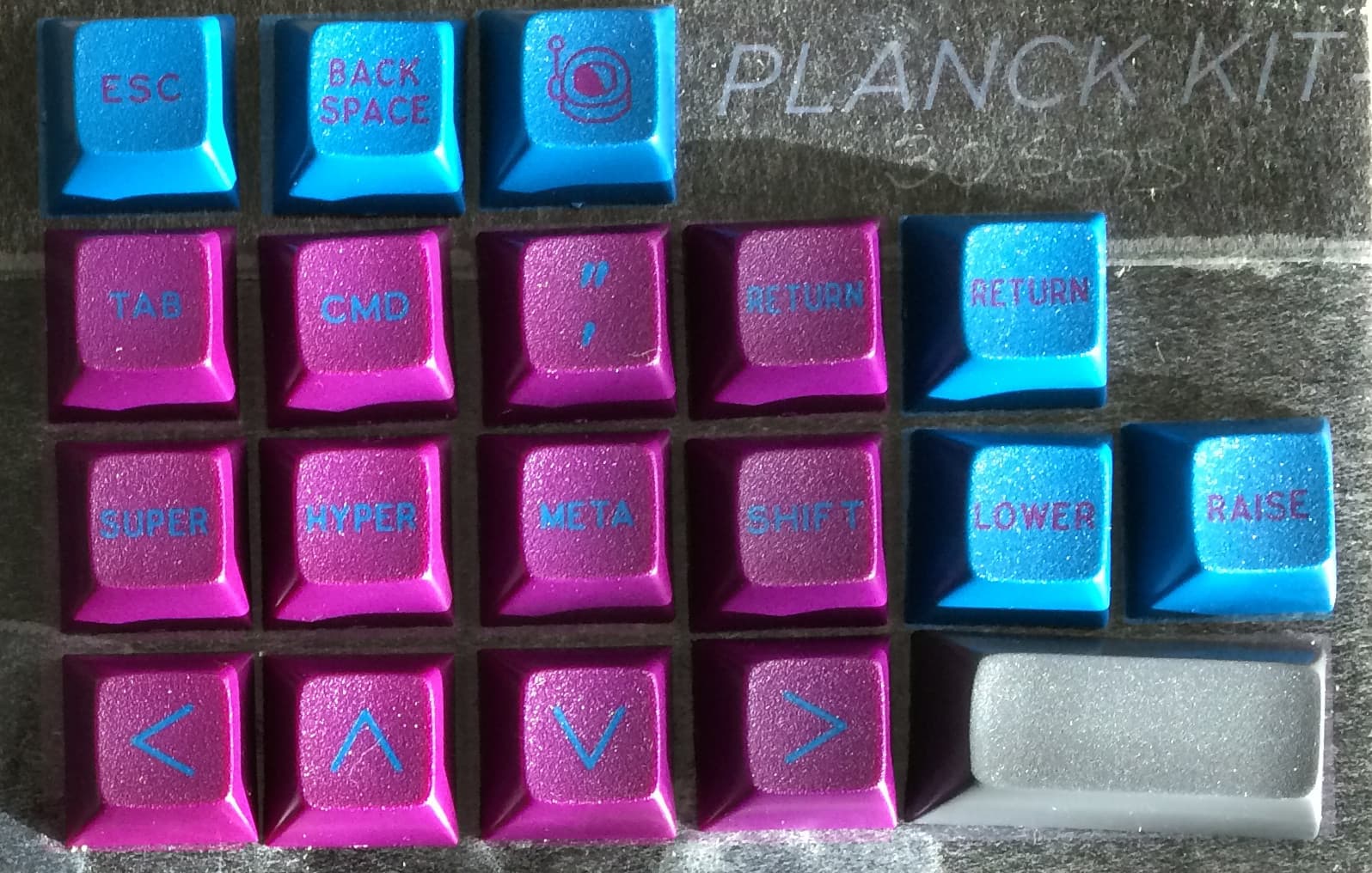 DEEP SPACE : ......... image 12