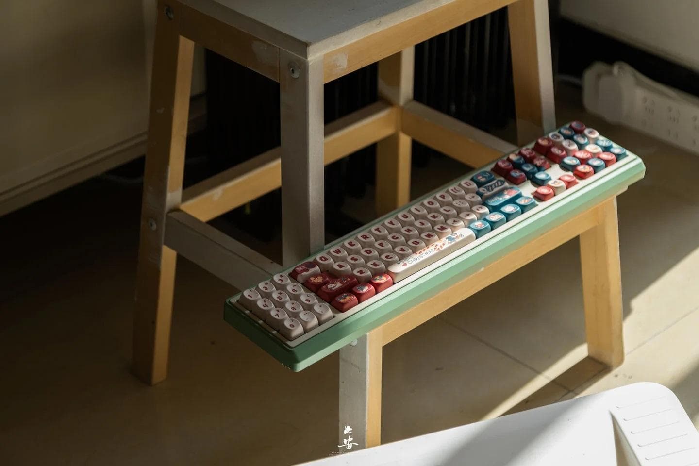 Machete_v1,a strip of keyboard! image 10