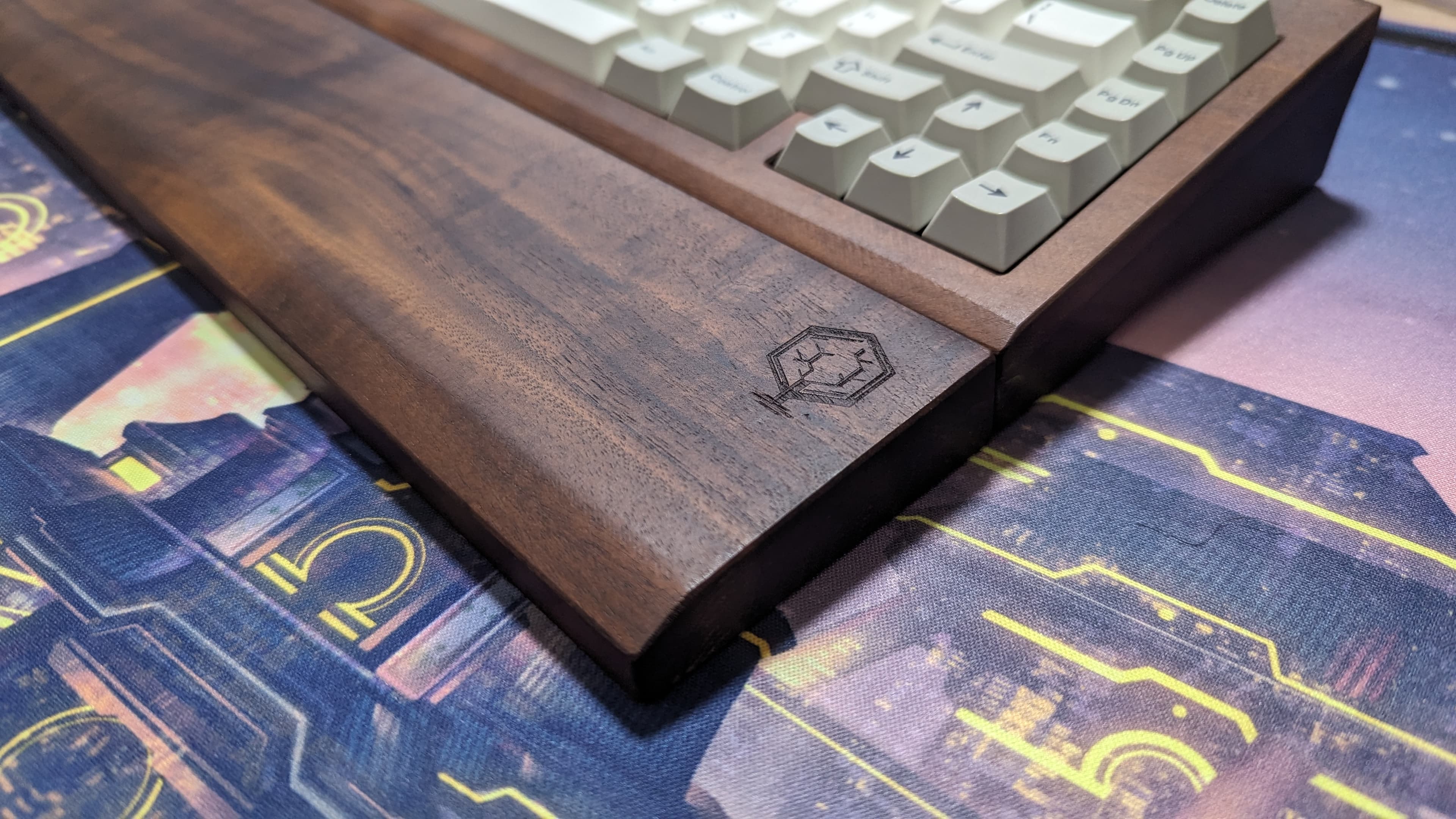 gwŷdd65 Wooden Keyboard (GB LIVE!) image 3