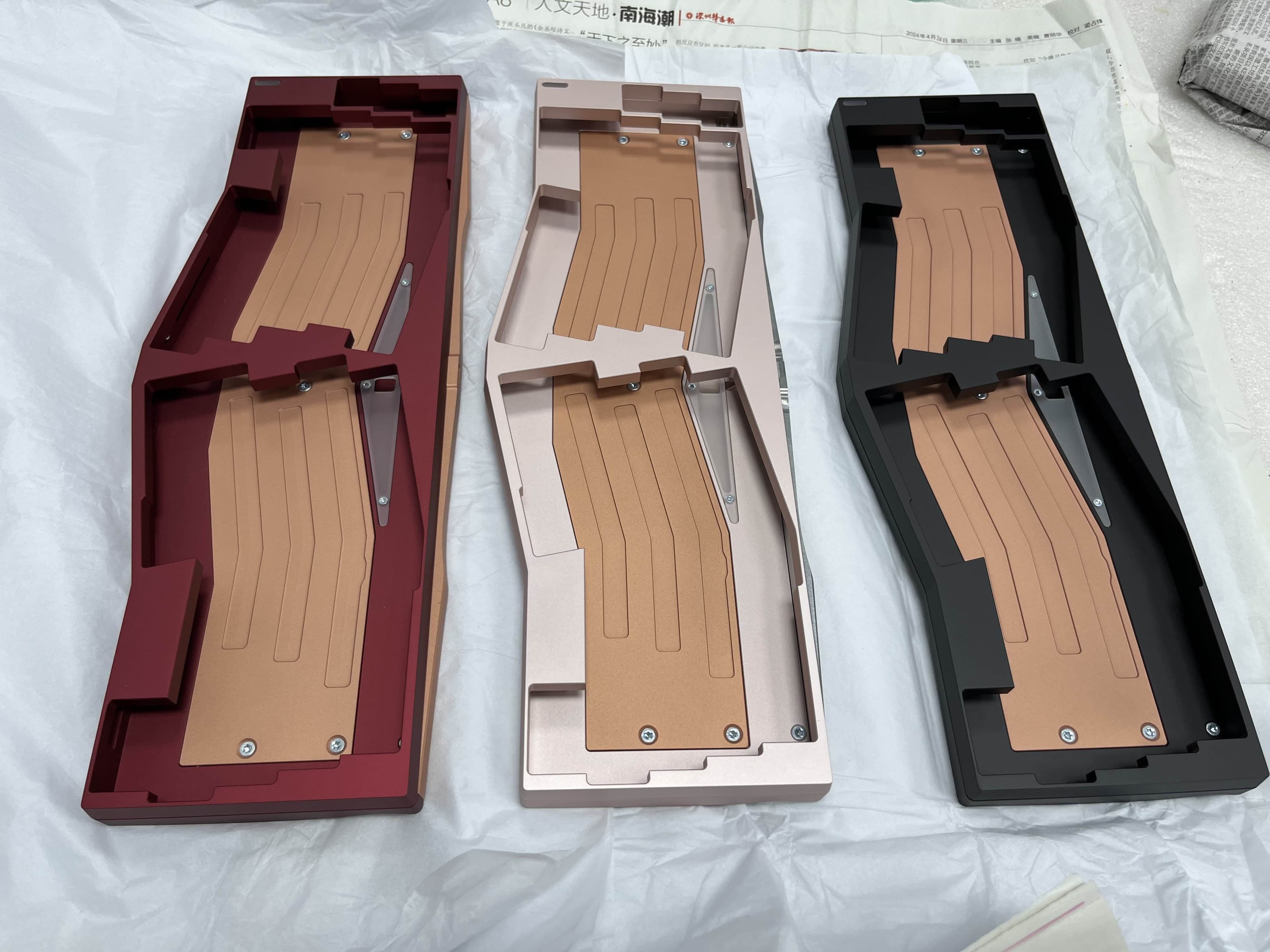 Alyssia - A thin bezel, dual mount Alice-style keyboard image 34