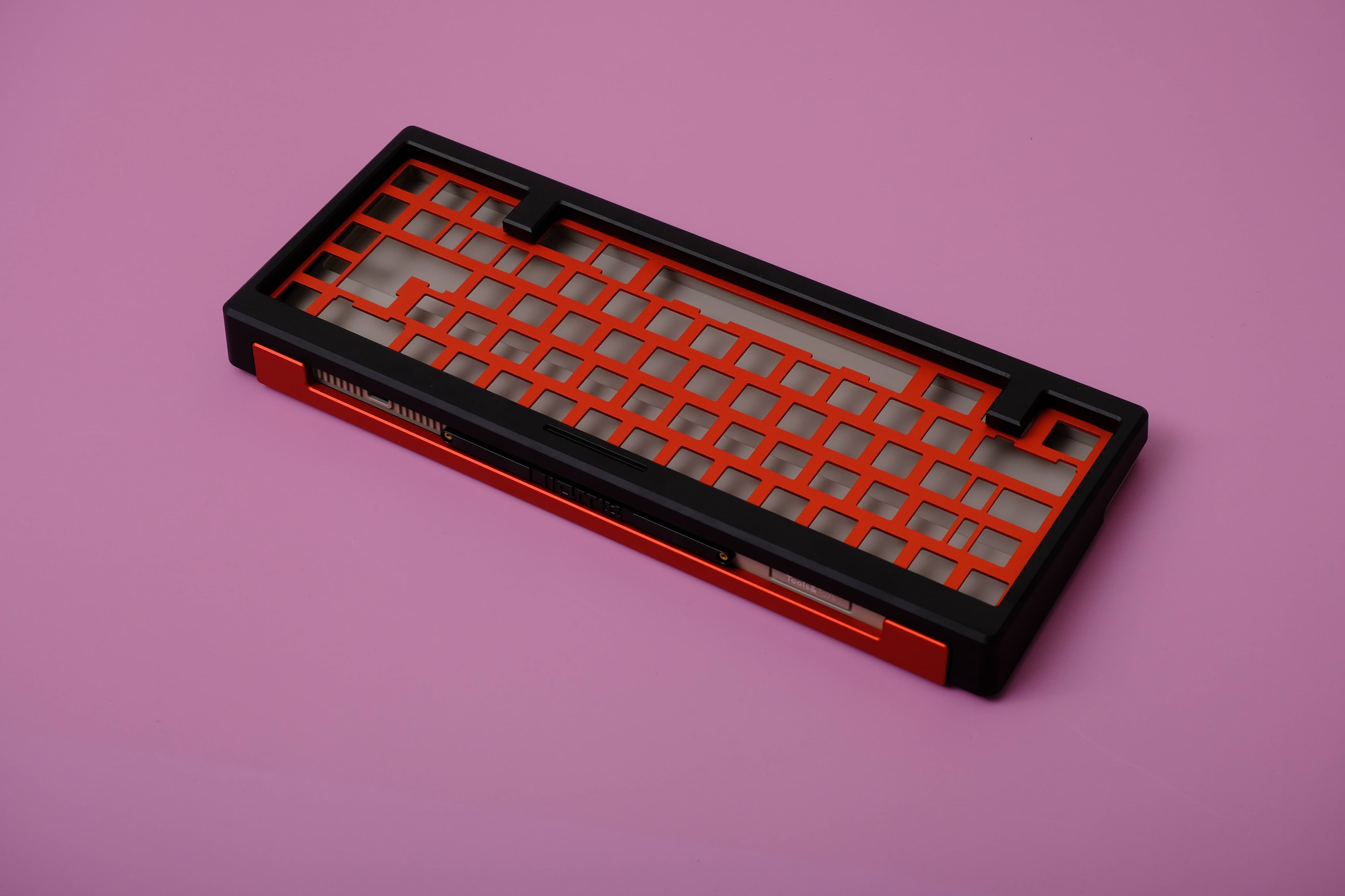 Matrix 65% Noah will start shipping soon! image 3