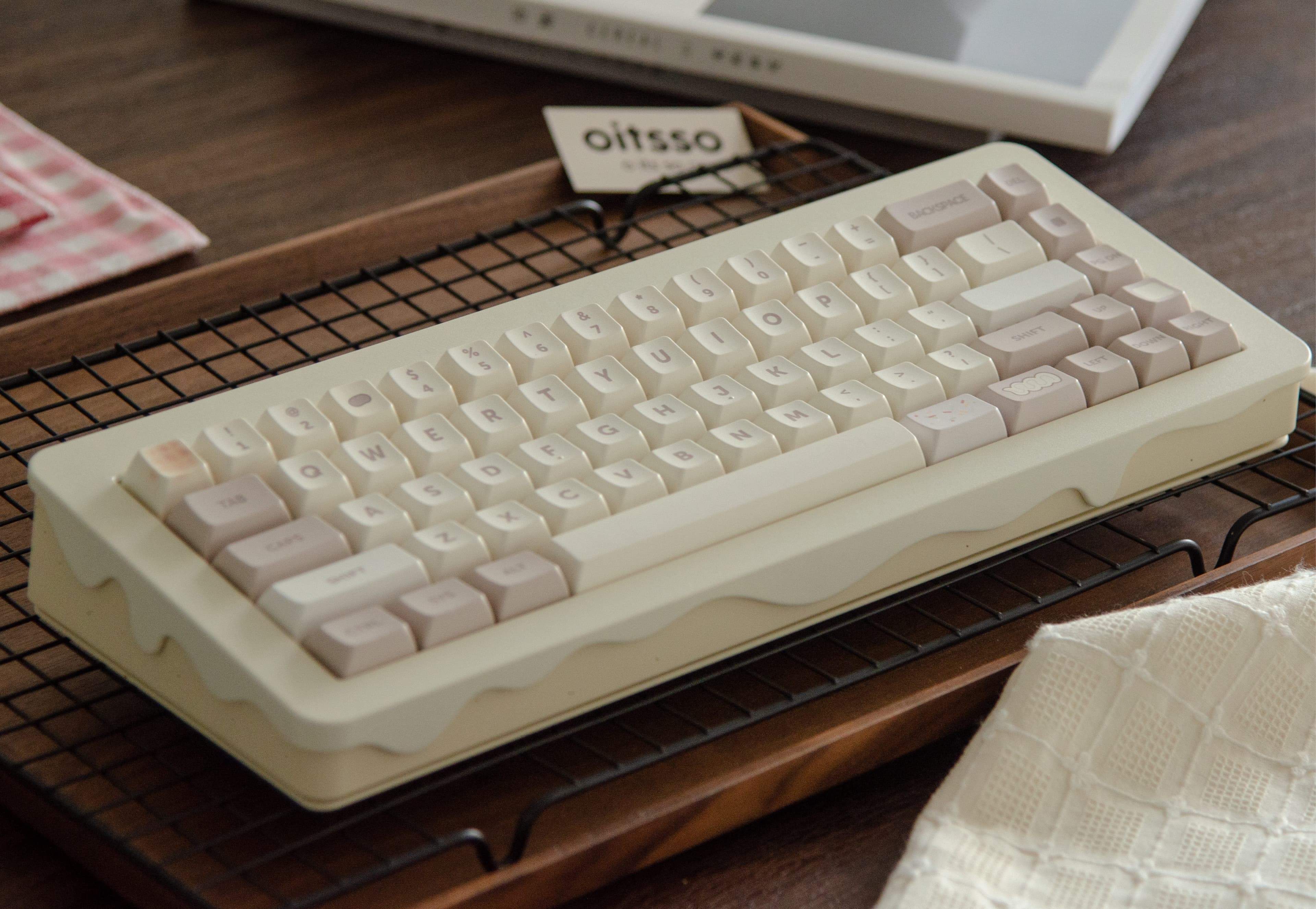 oitsso Bite65 Keyboard & keycaps image 32
