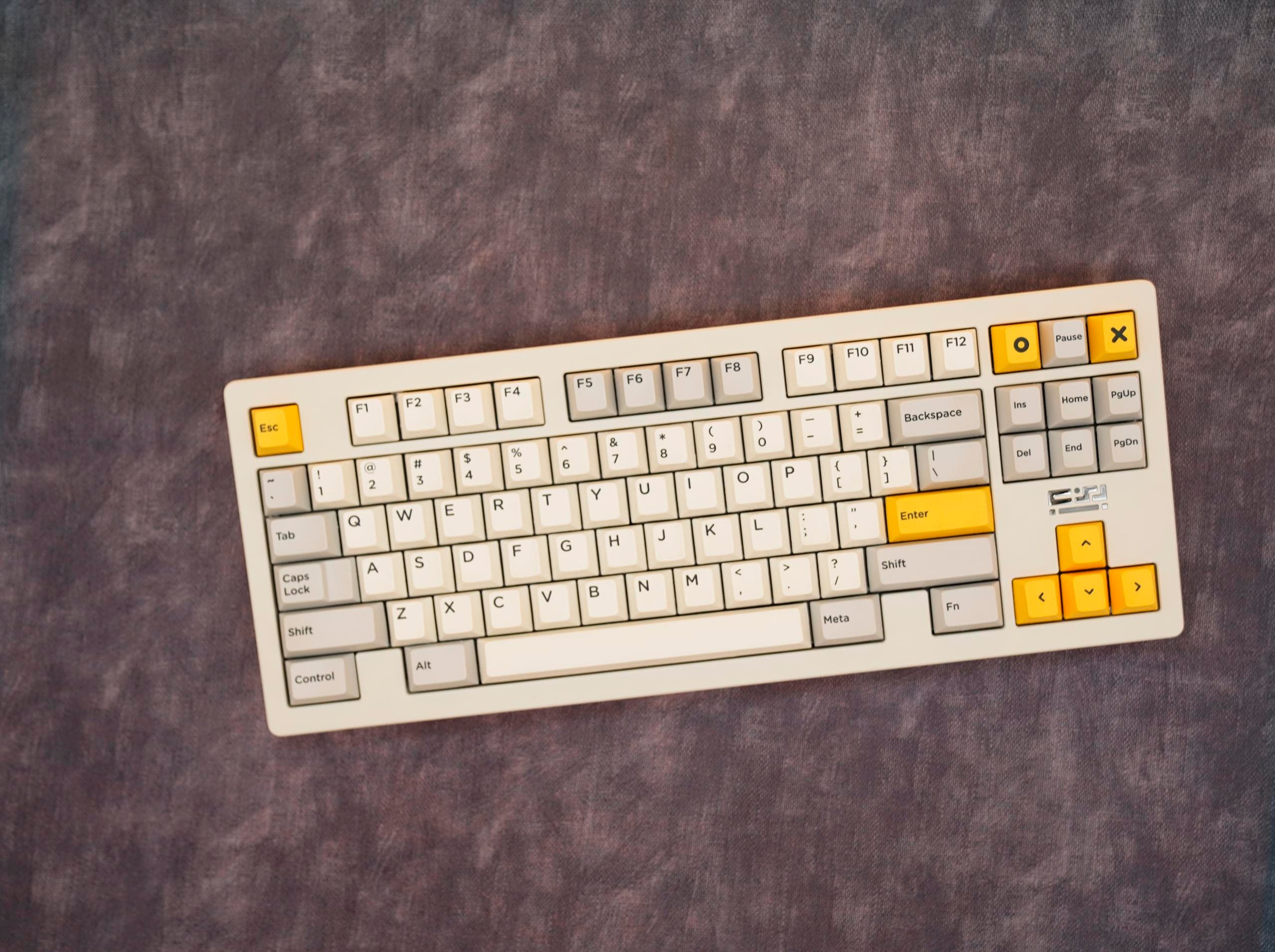 MOBULA80 in-stock buy : a split PCB/plate designed TKL by CUBE Studio image 7