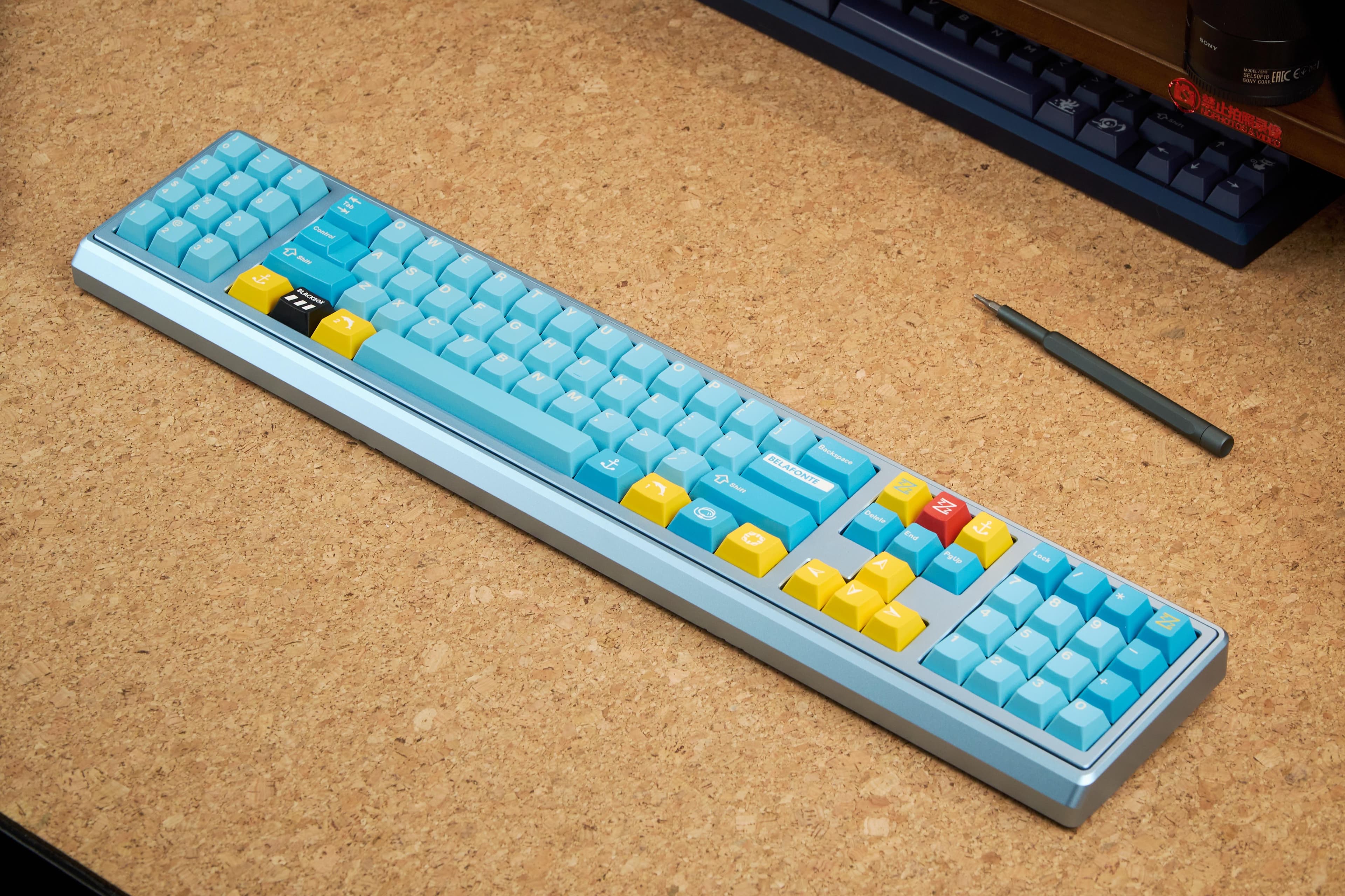 Machete_v1,a strip of keyboard! image 2
