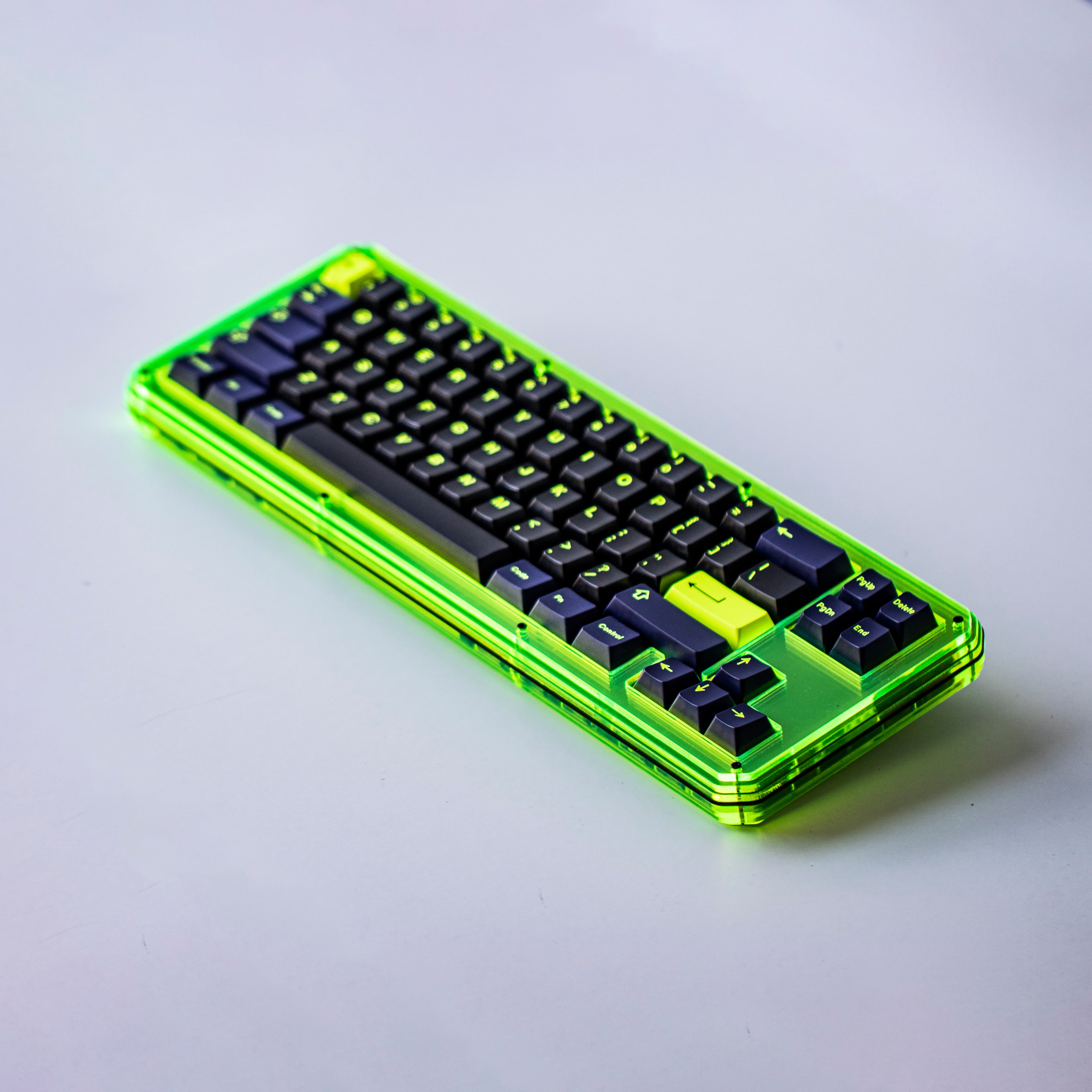 GMK Night Runner R2 - Completed image 25