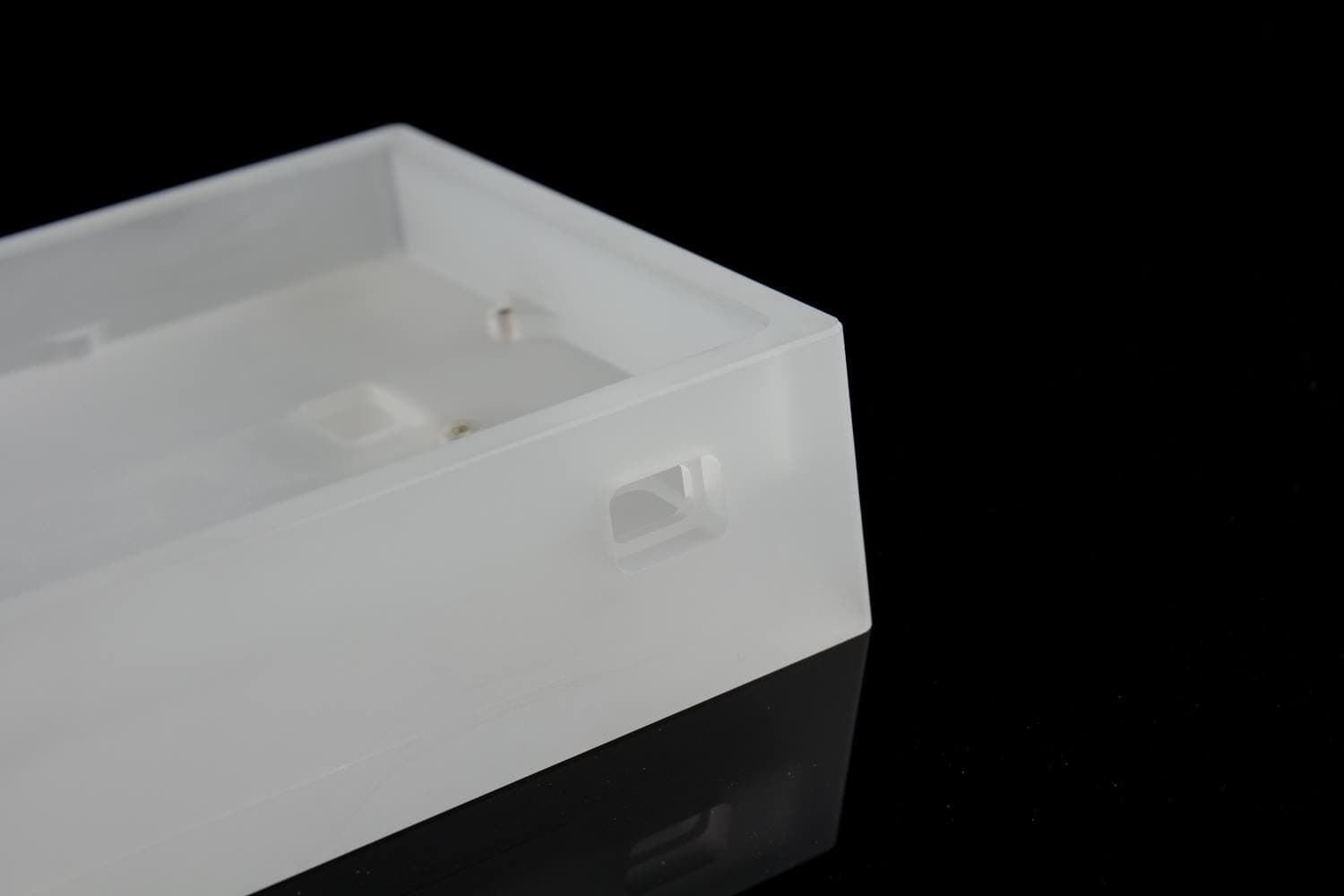 60% Feetless Acrylic Case image 9