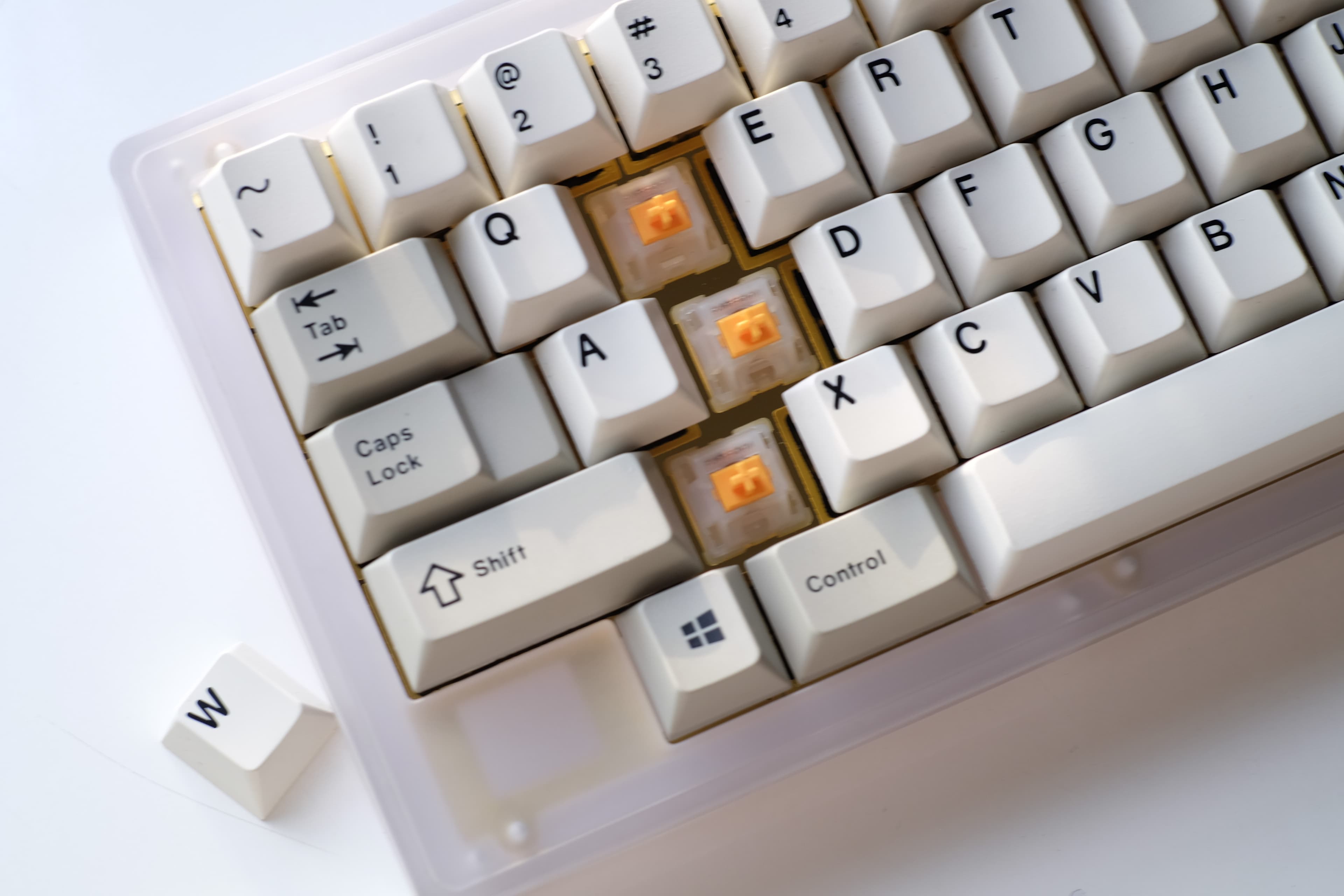 Return 60% kustom keyboard(Shipping invoice send out ) image 3