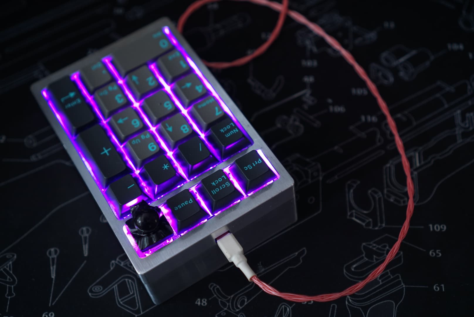 TGR Tris/Tris CE numpad 65% Shipped image 3