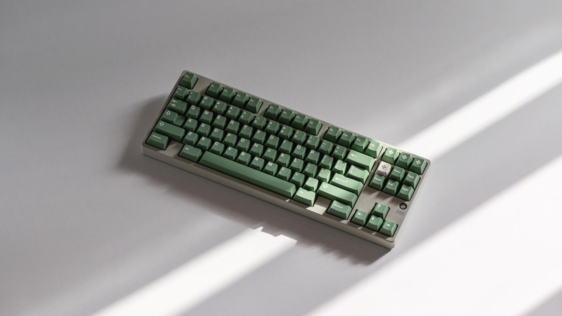 GMK Dandy R2 image 19