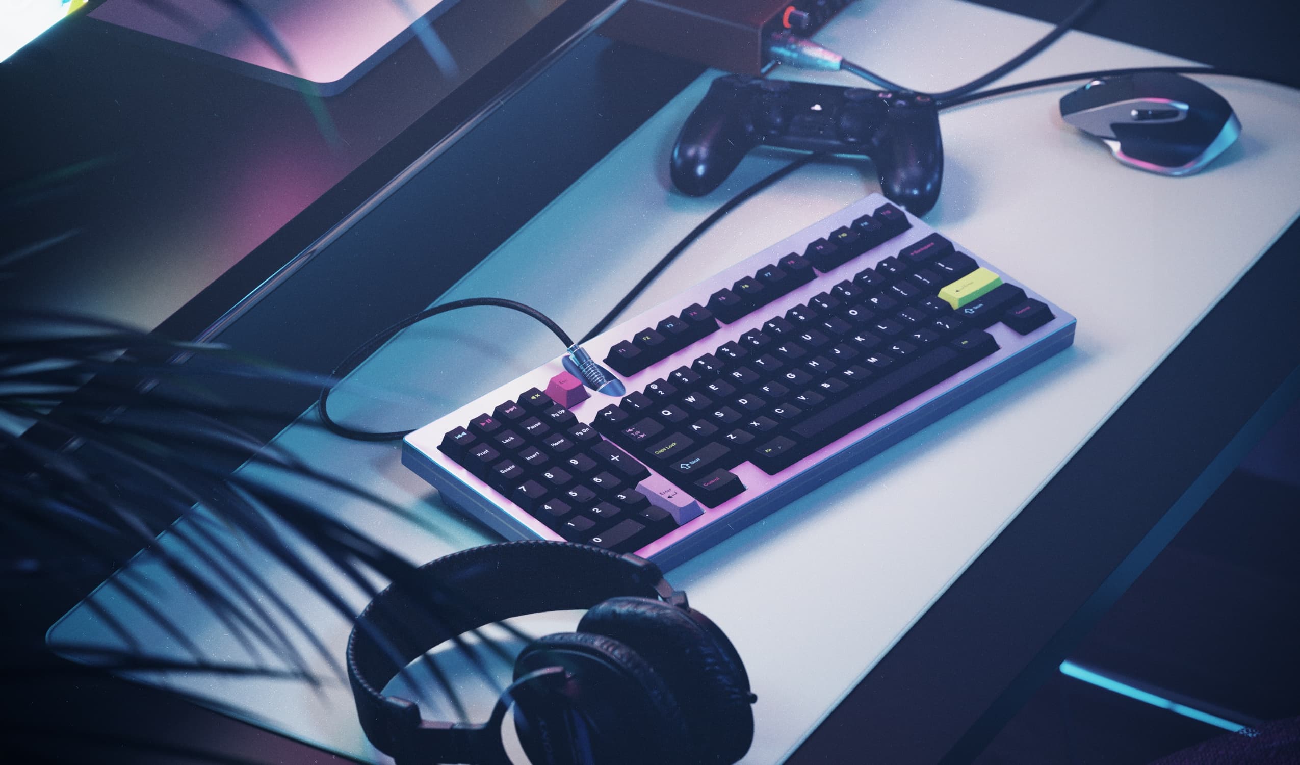 GMK FUTUREFUNK2 (Feb 14 – Mar 16) [GB Fulfilled, Extras In-Stock]