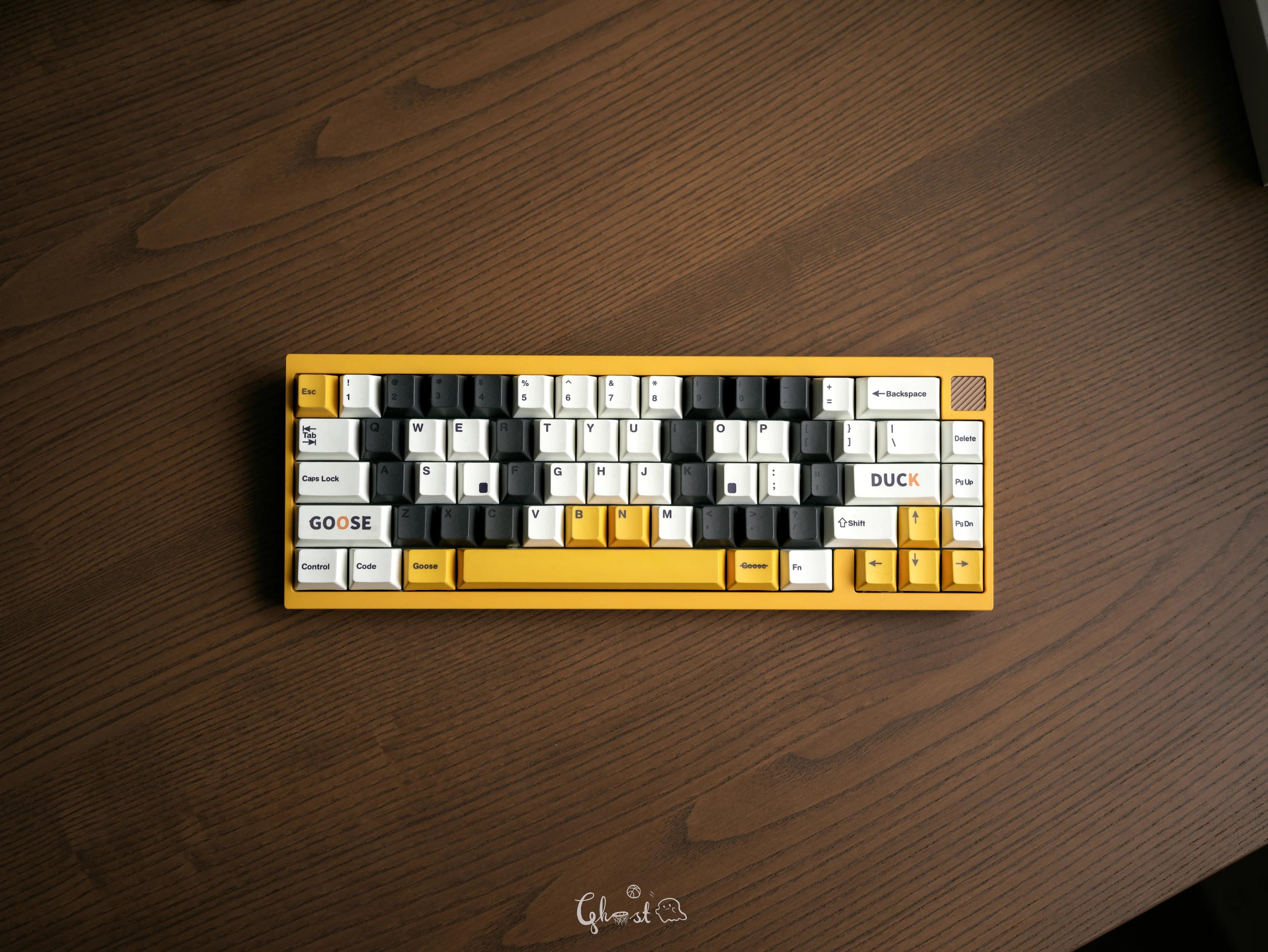 KV1-65%-65% Layout QMK/VIA Support Screwless Keyboard image 10