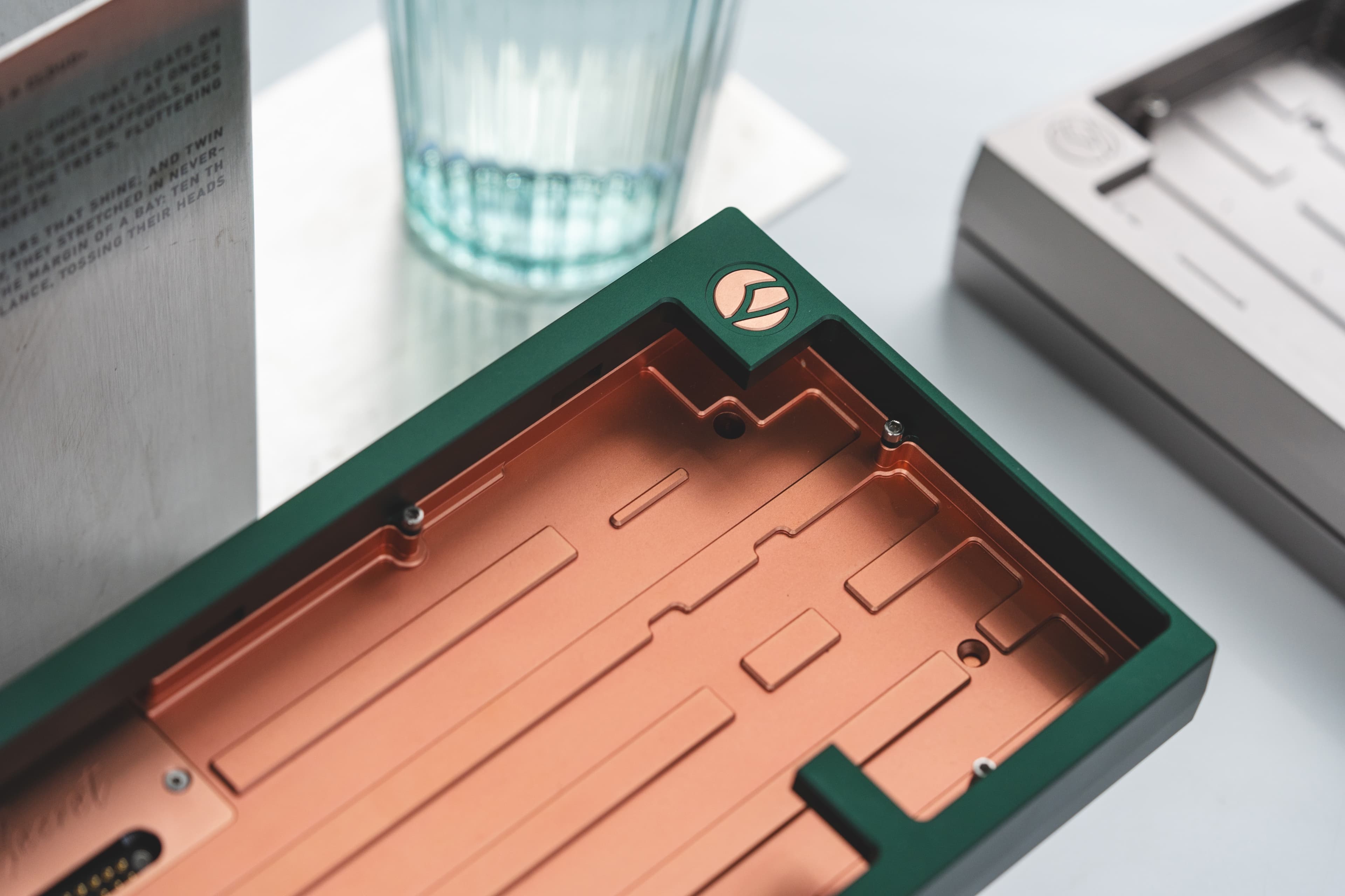 [IC2.0] The Secret - A 65% board with dual-sided weight image 7