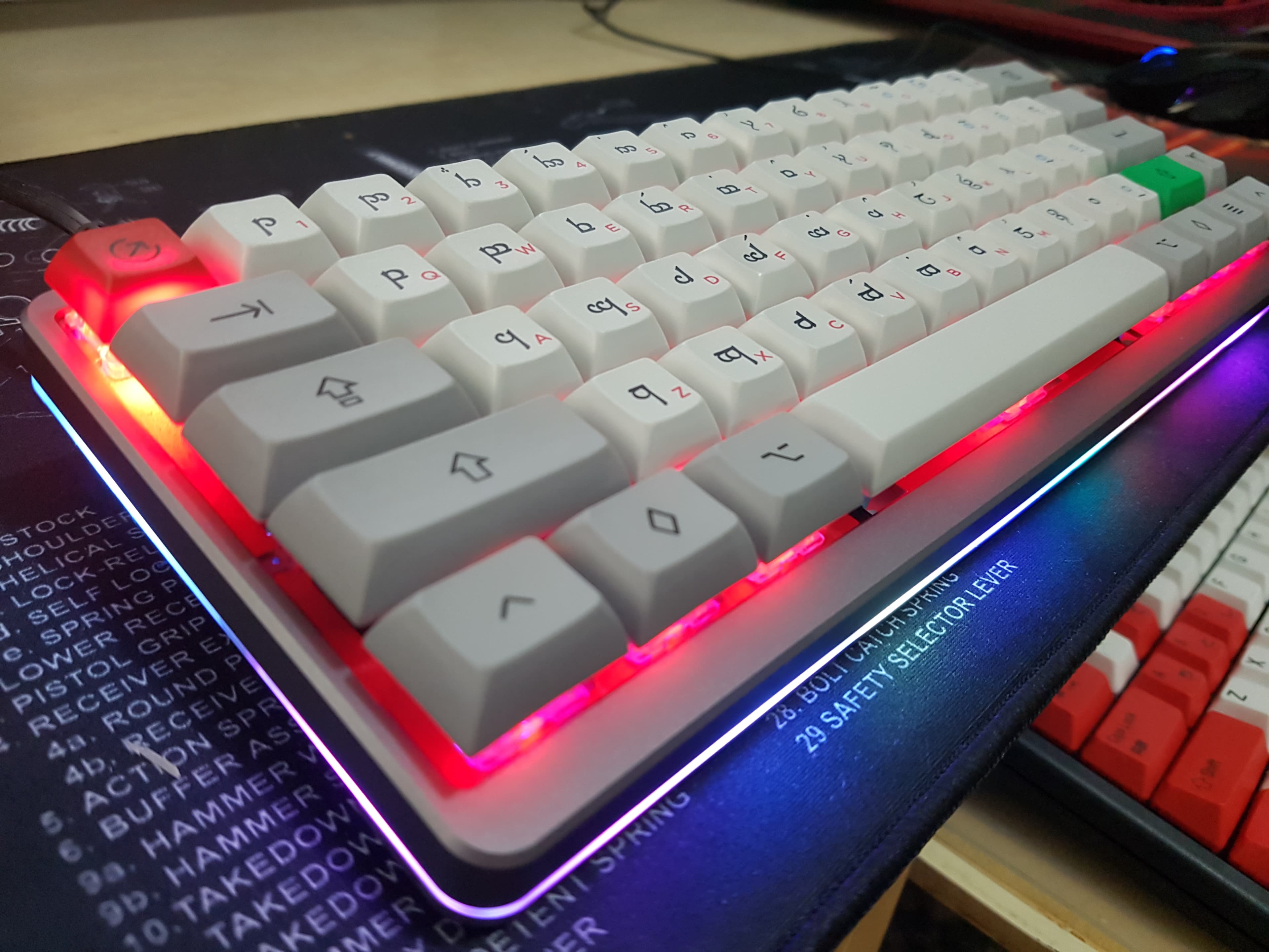 TriC 60% case/kit (waiting on replacement acrylic, otherwise complete)