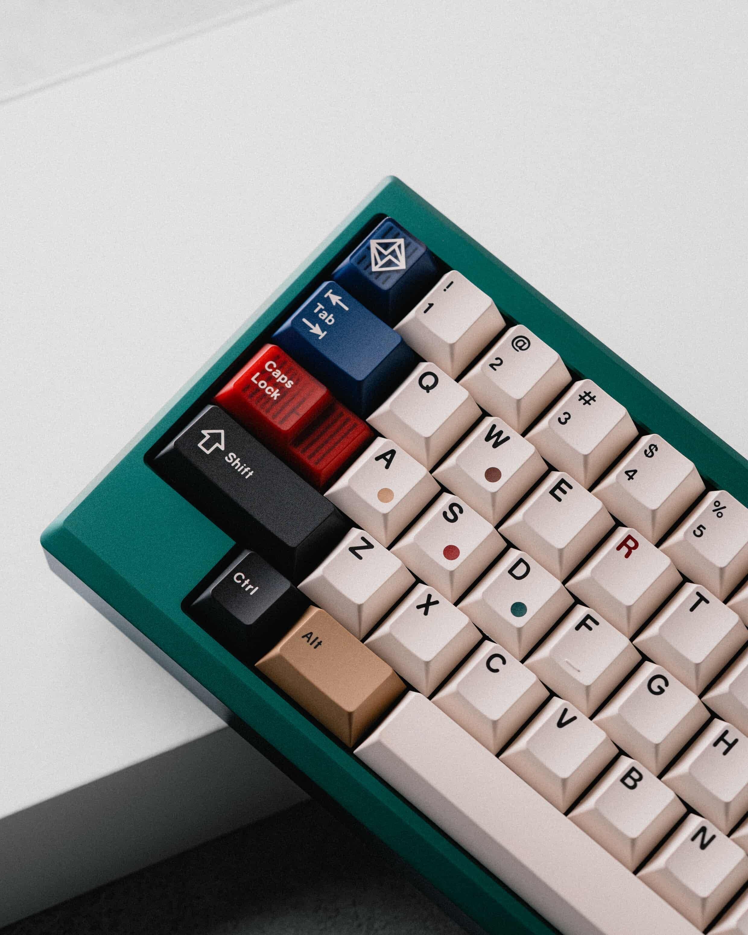 RAE | AURUM - 60% Gasket Integrated Top Mount image 14