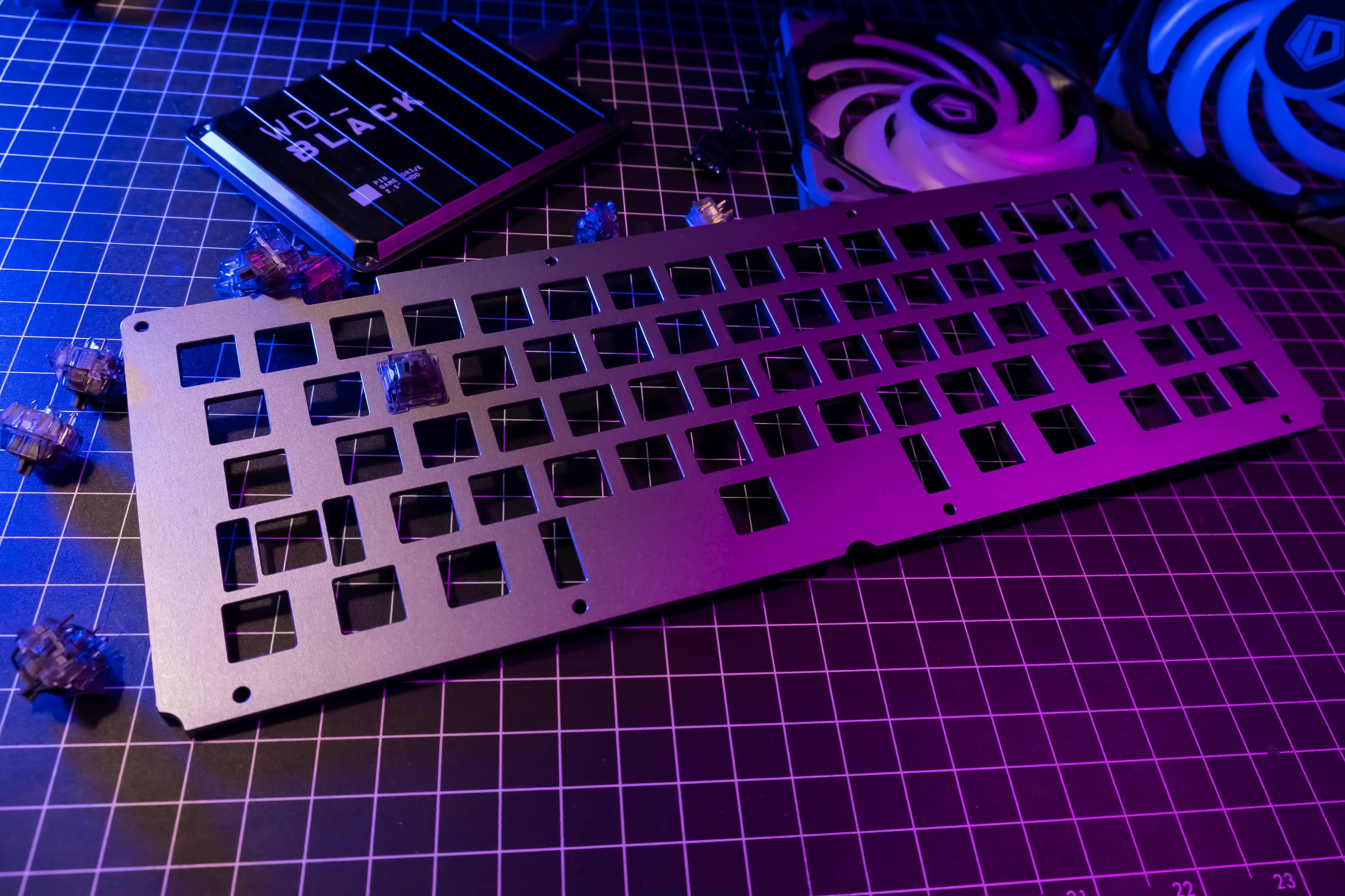 Titan65 // 65% Burger Mount image 8