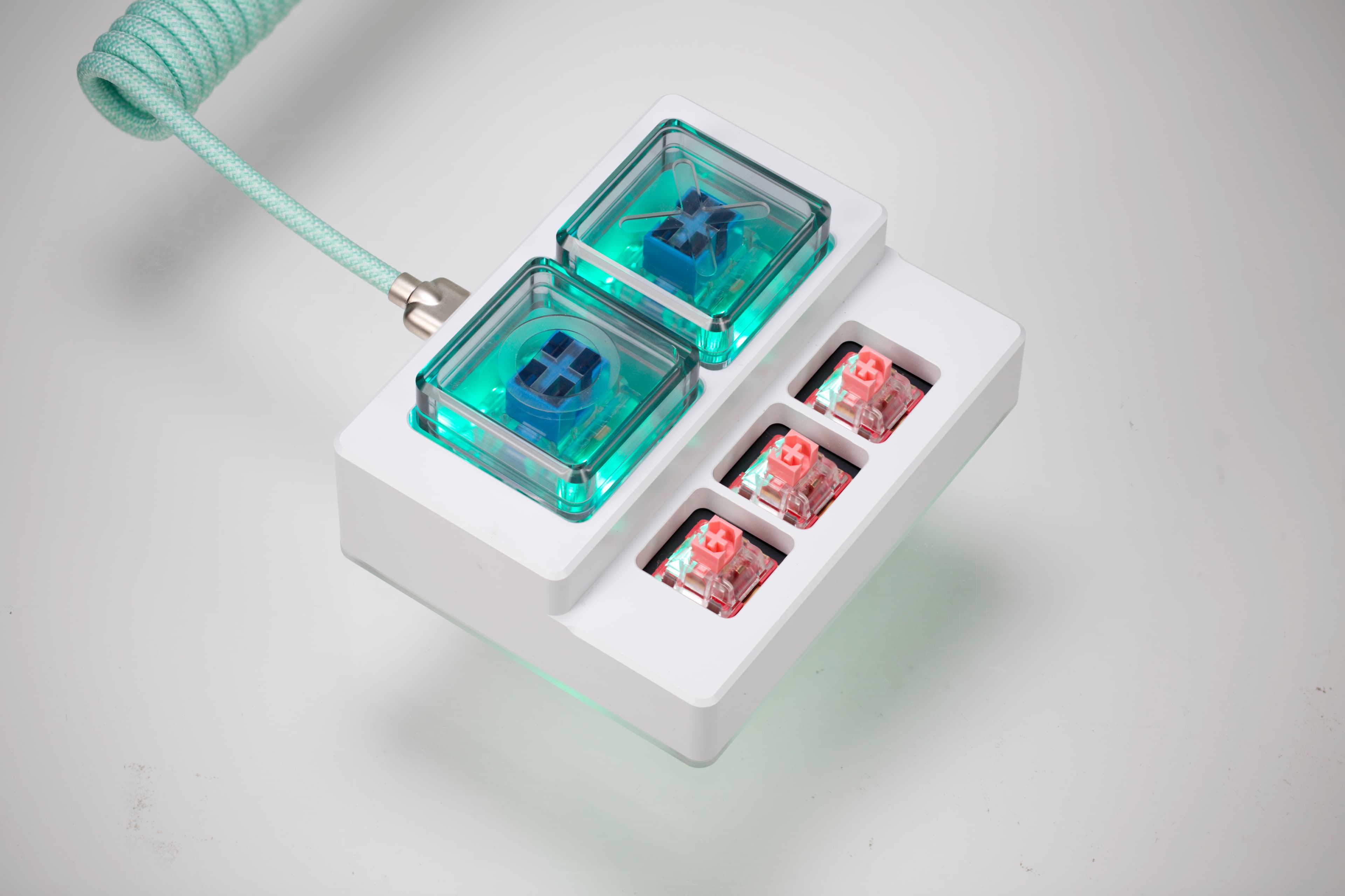 Megalodon Macro Pad with Outemu Big Switches and Acrylic Keycaps