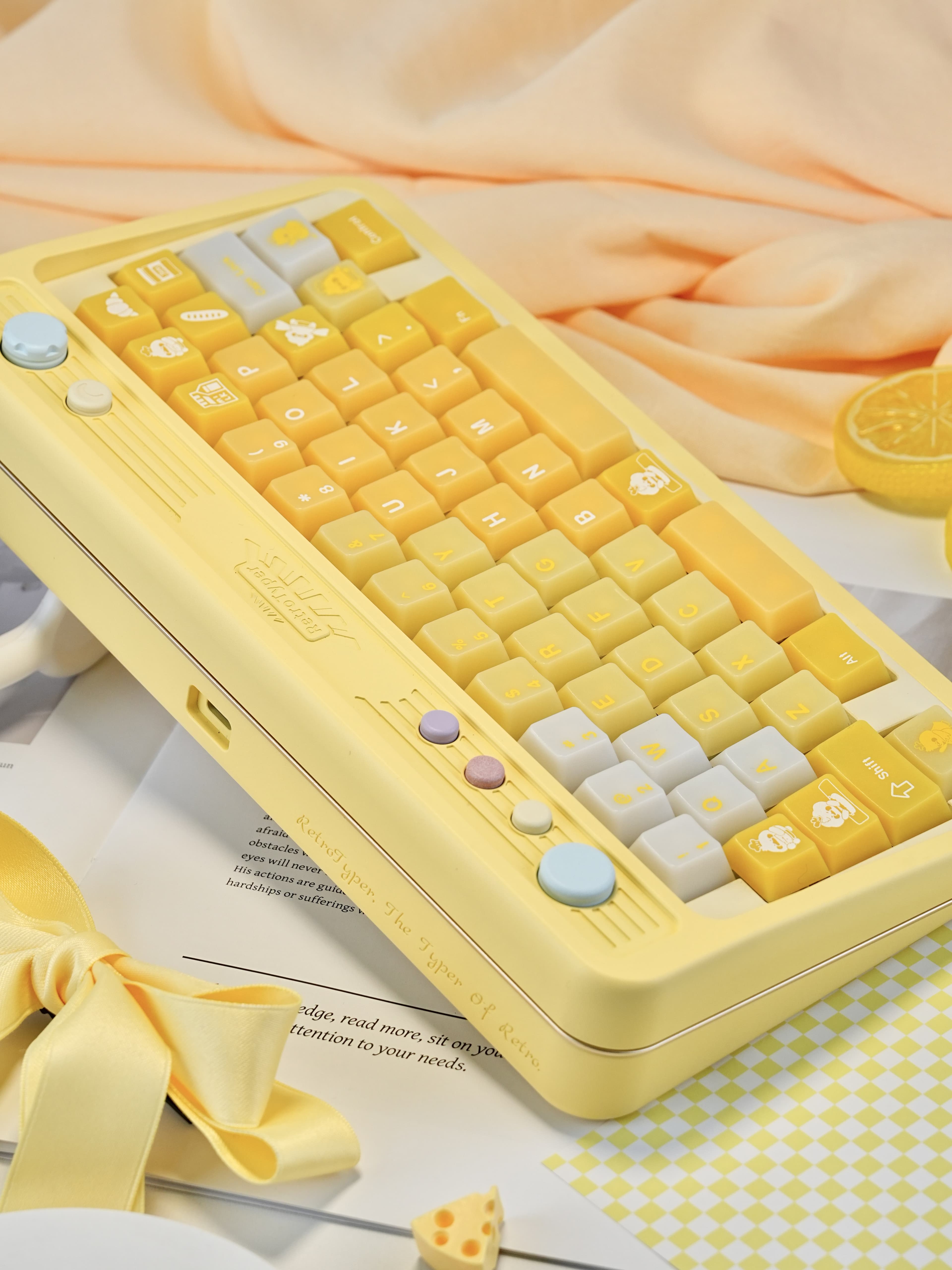 RetroTyper50 | 50% | Elegant Retro keyboard image 13