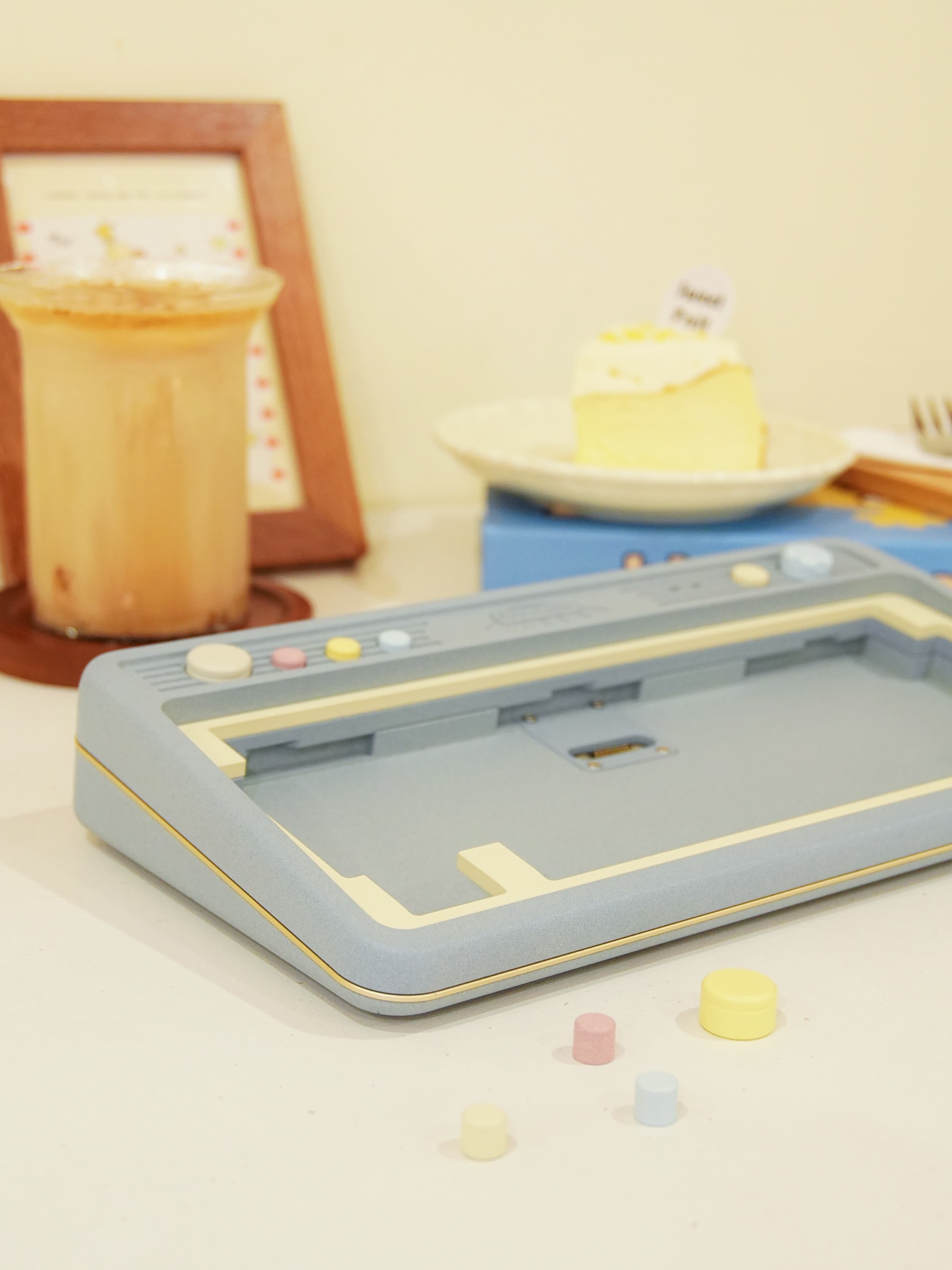 RetroTyper50 | 50% | Elegant Retro keyboard image 14