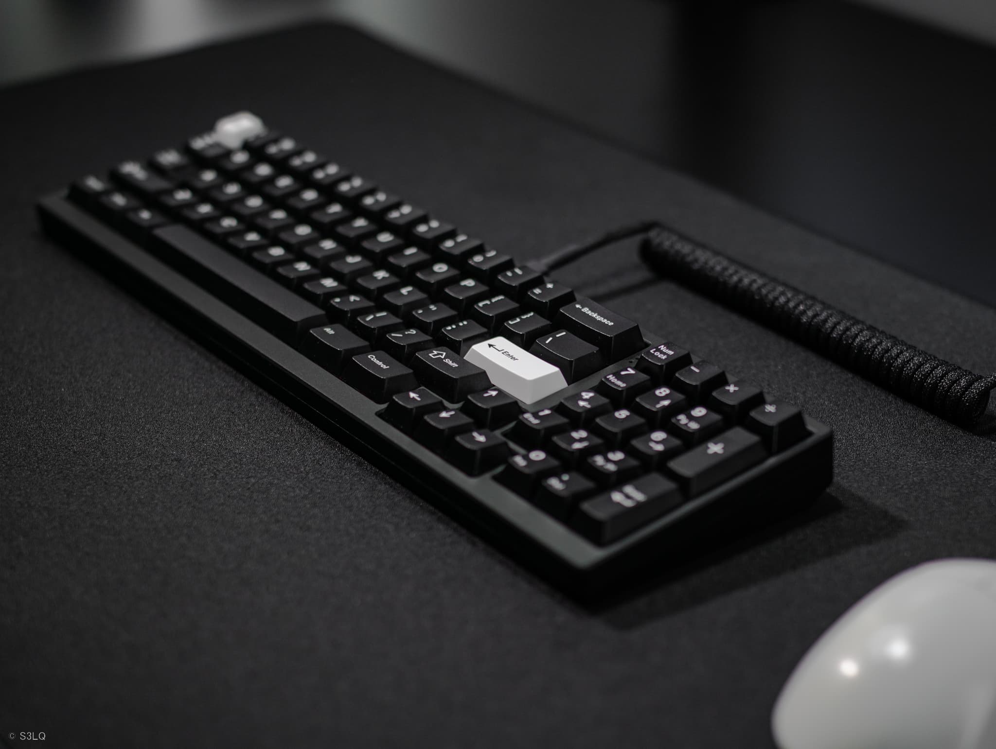 cypher f-row less compact 1800 round 4