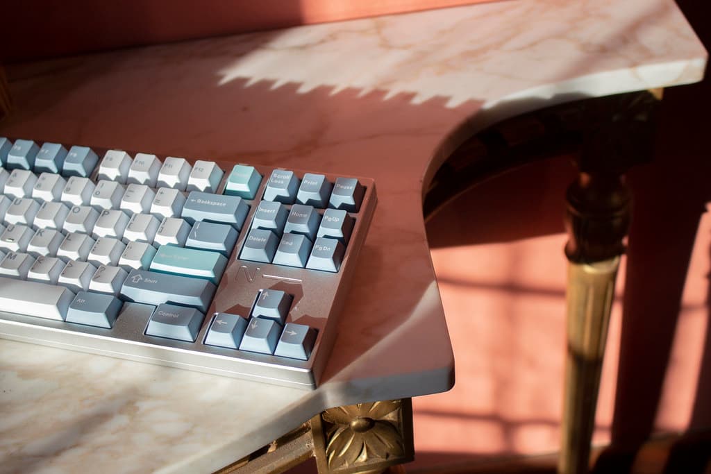 En Dash – Old Meets New image 2