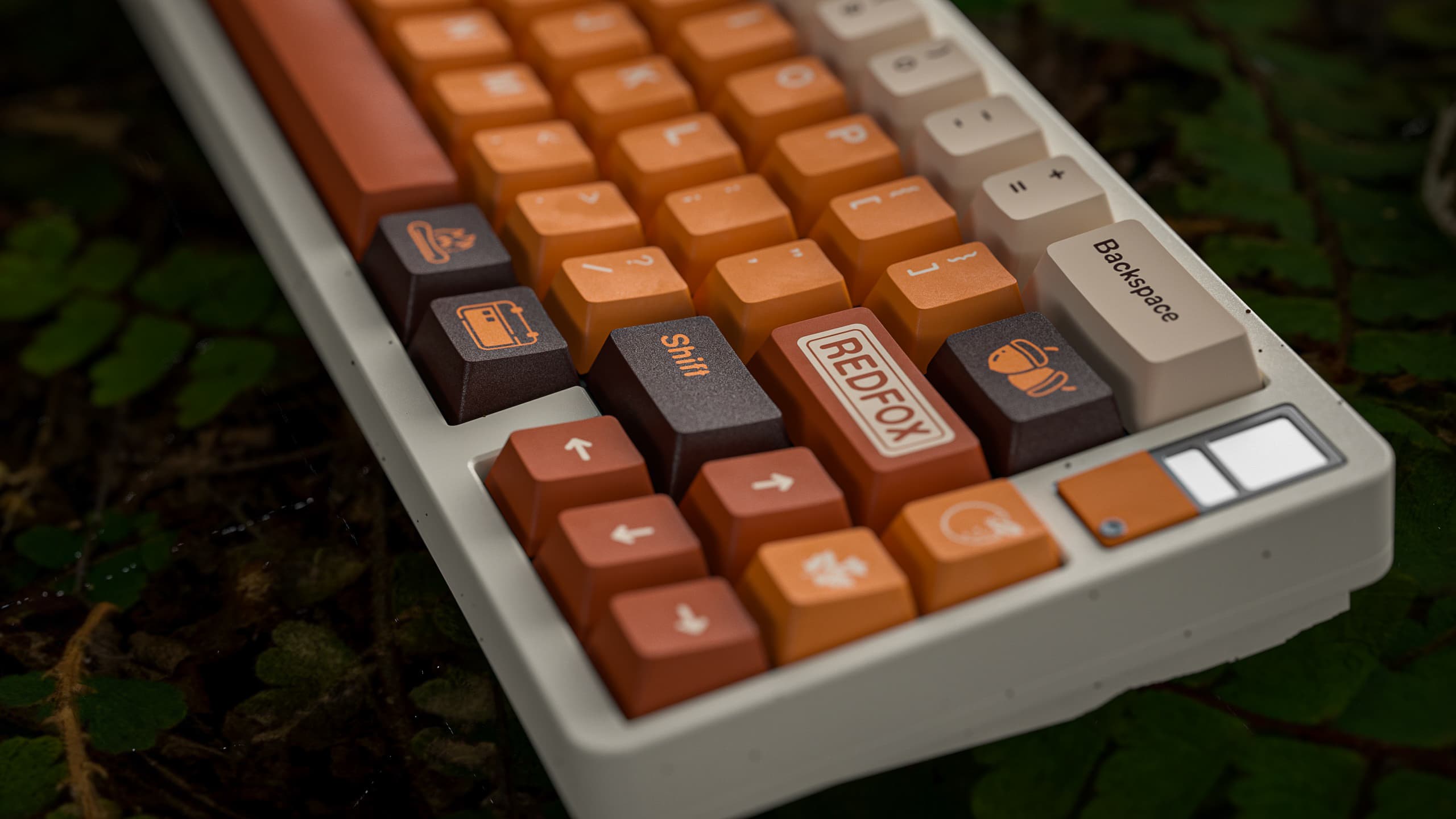 ALOHAKB RED FOX Keycaps All In One Set image 12