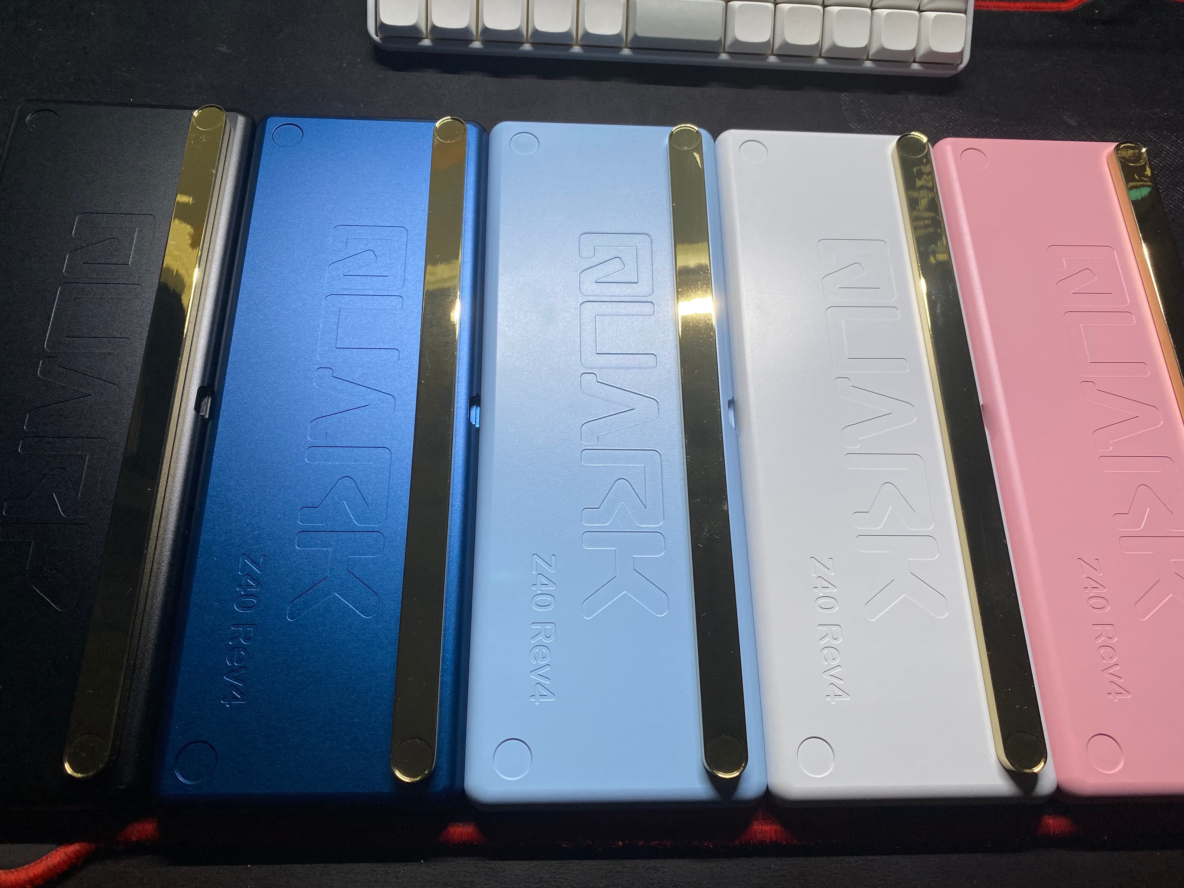 QUARKeys Z40 low profile keyboard, 40% MIT layout, full kit image 20